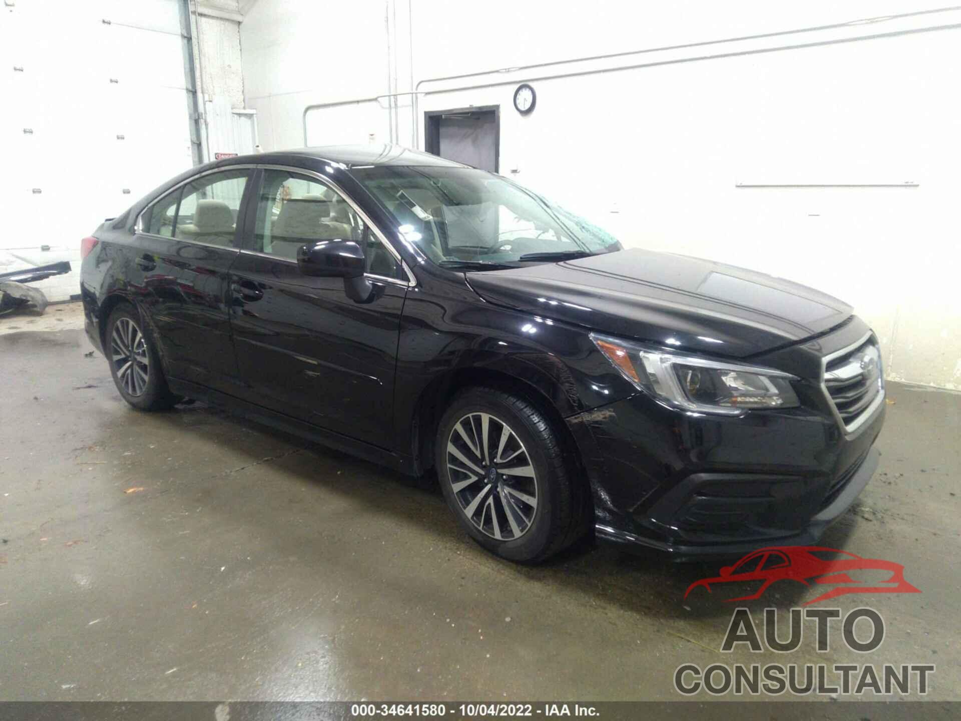 SUBARU LEGACY 2019 - 4S3BNAF61K3022974