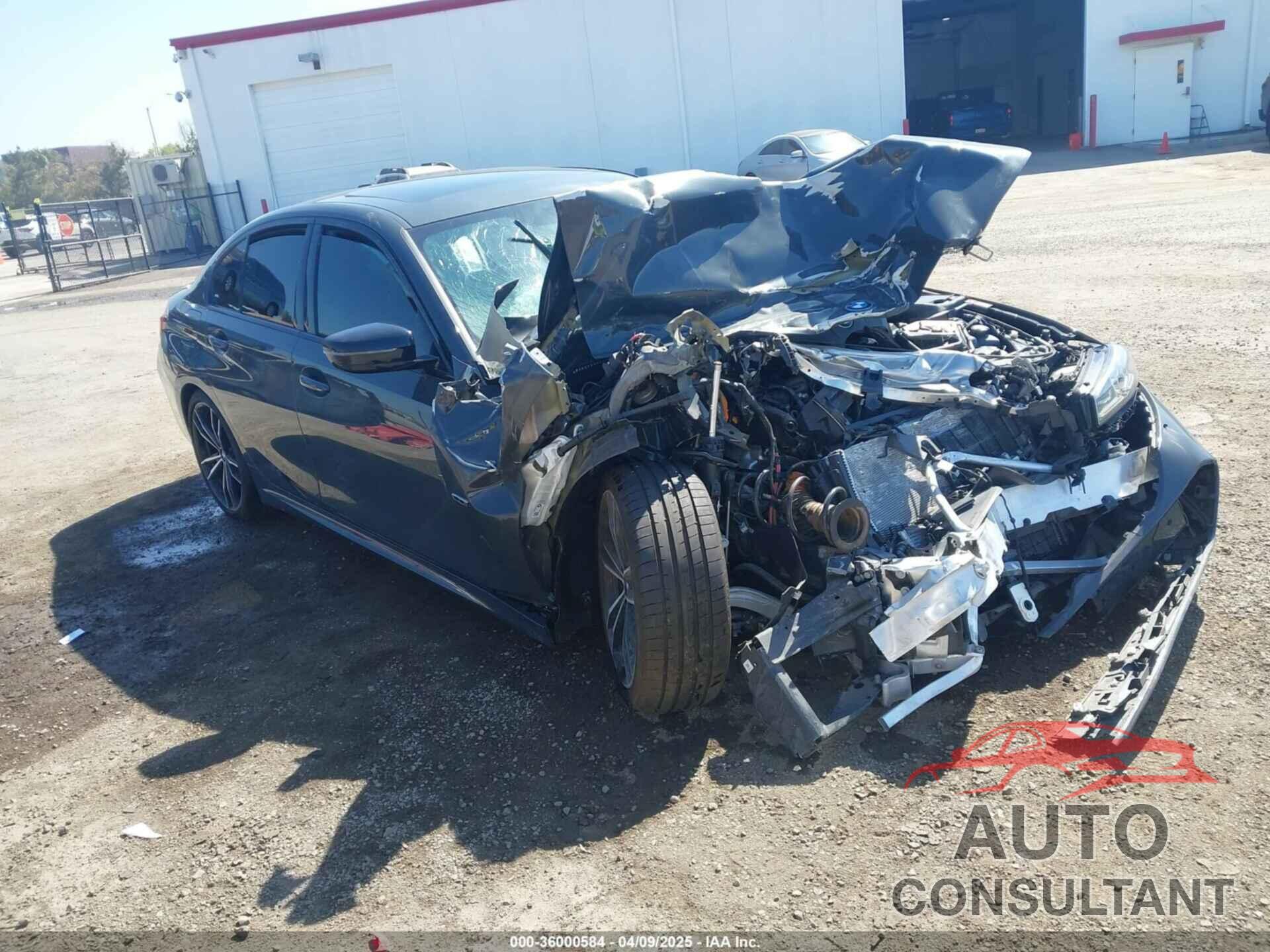 BMW 3 SERIES 2023 - 3MW39FF02P8D03050