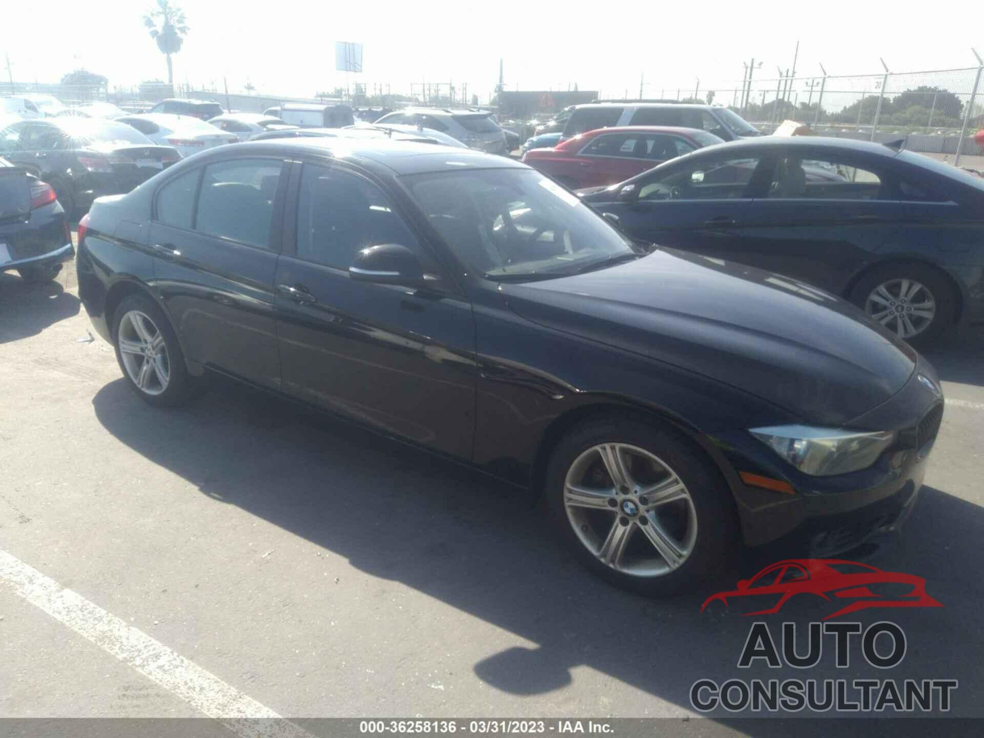 BMW 3 SERIES 2015 - WBA3C1C53FK122699