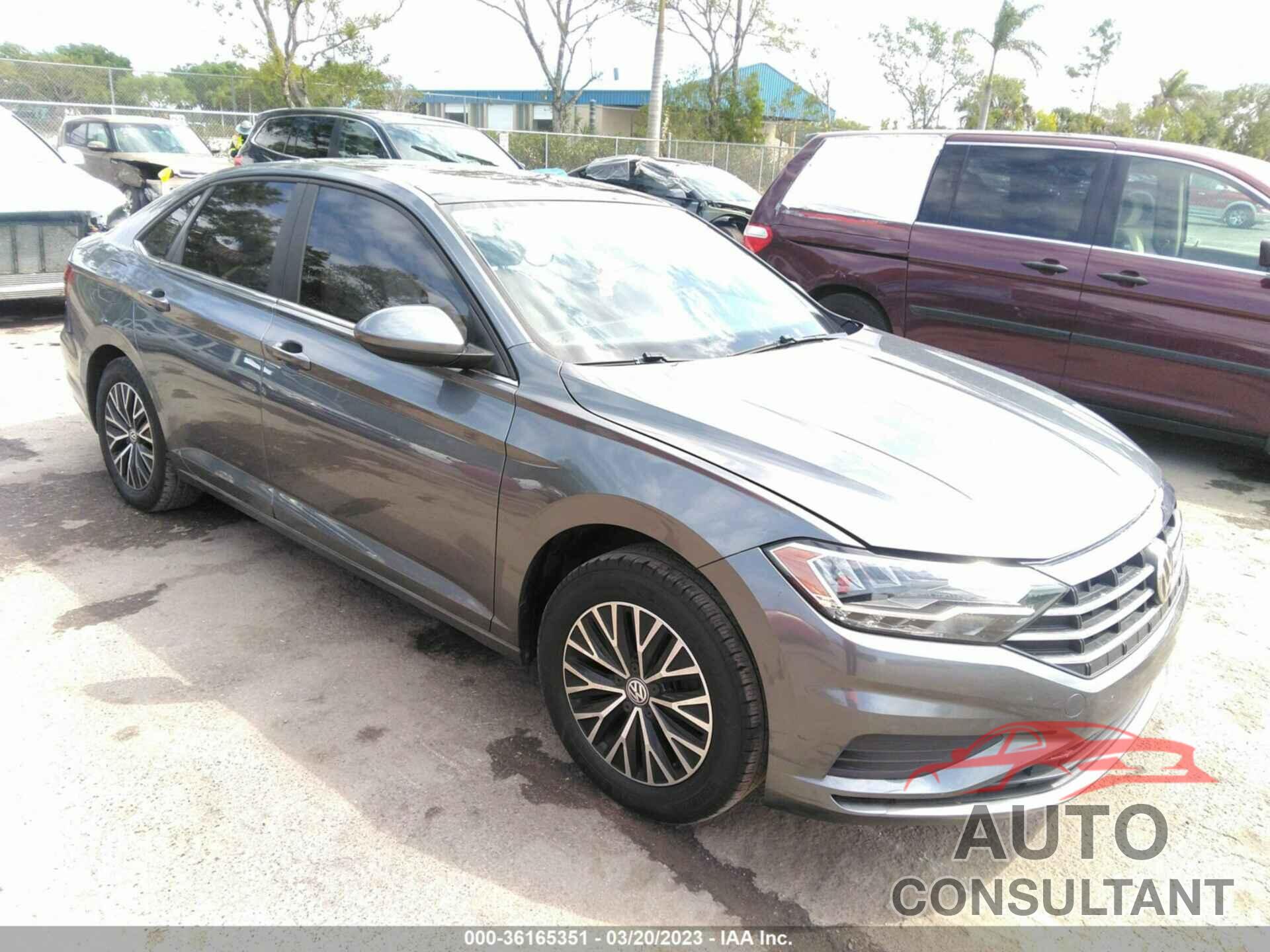 VOLKSWAGEN JETTA 2019 - 3VWC57BU7KM118115