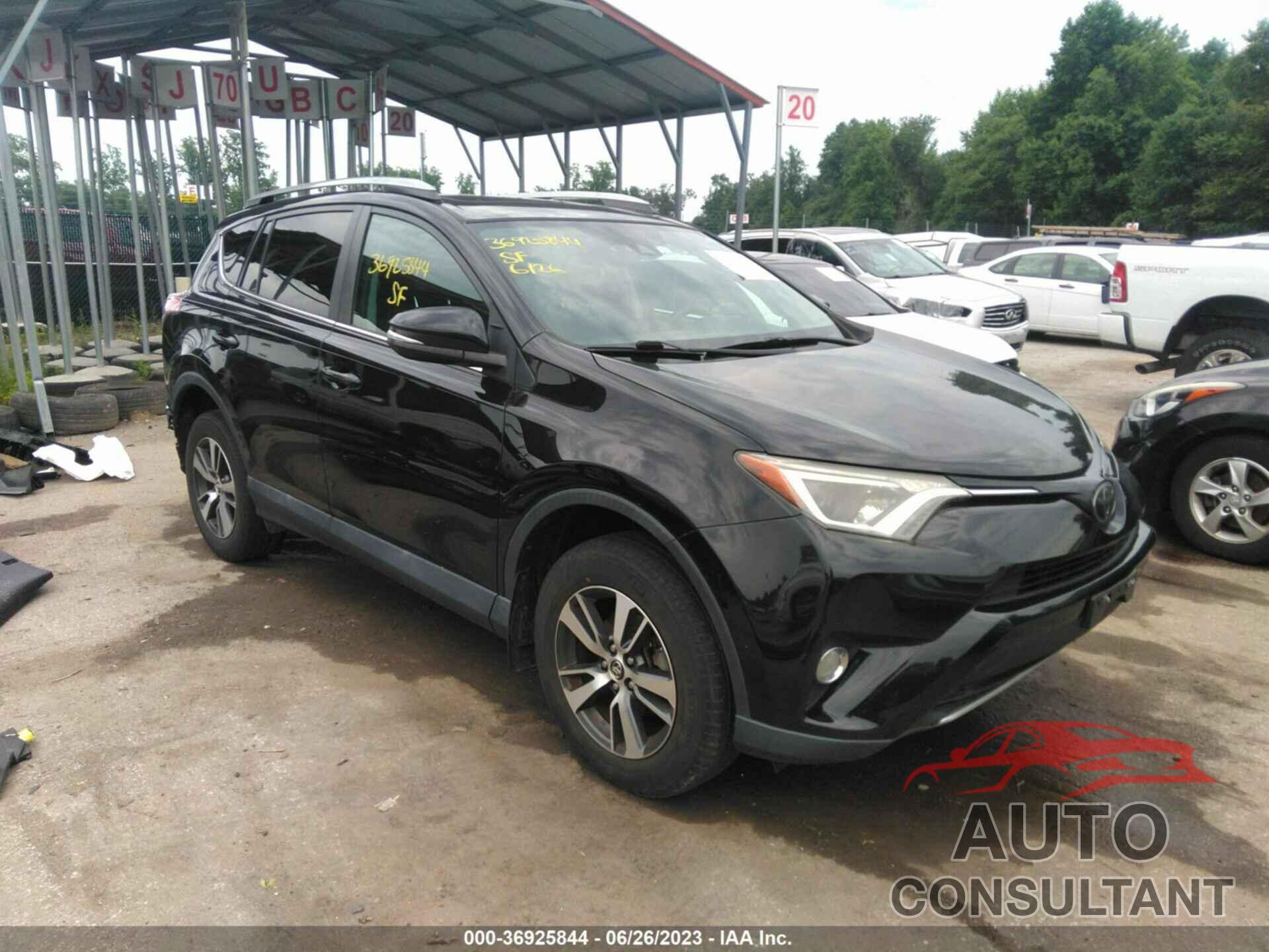 TOYOTA RAV4 2018 - 2T3RFREV7JW714350