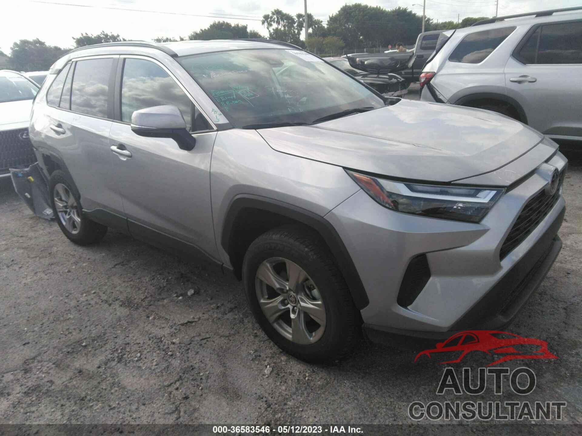 TOYOTA RAV4 2022 - 2T3W1RFV0NC200900