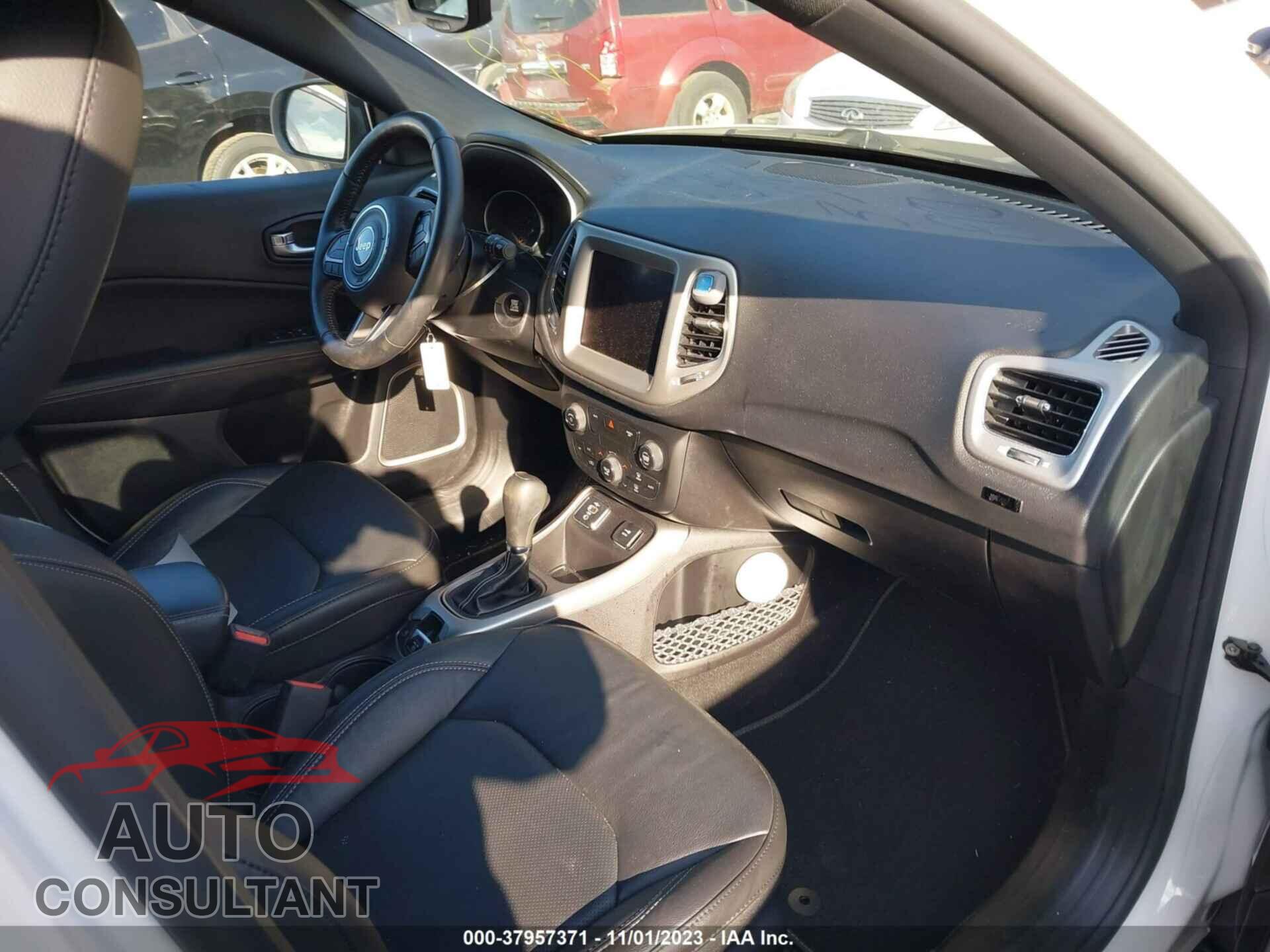 JEEP COMPASS 2021 - 3C4NJCEB7MT587532