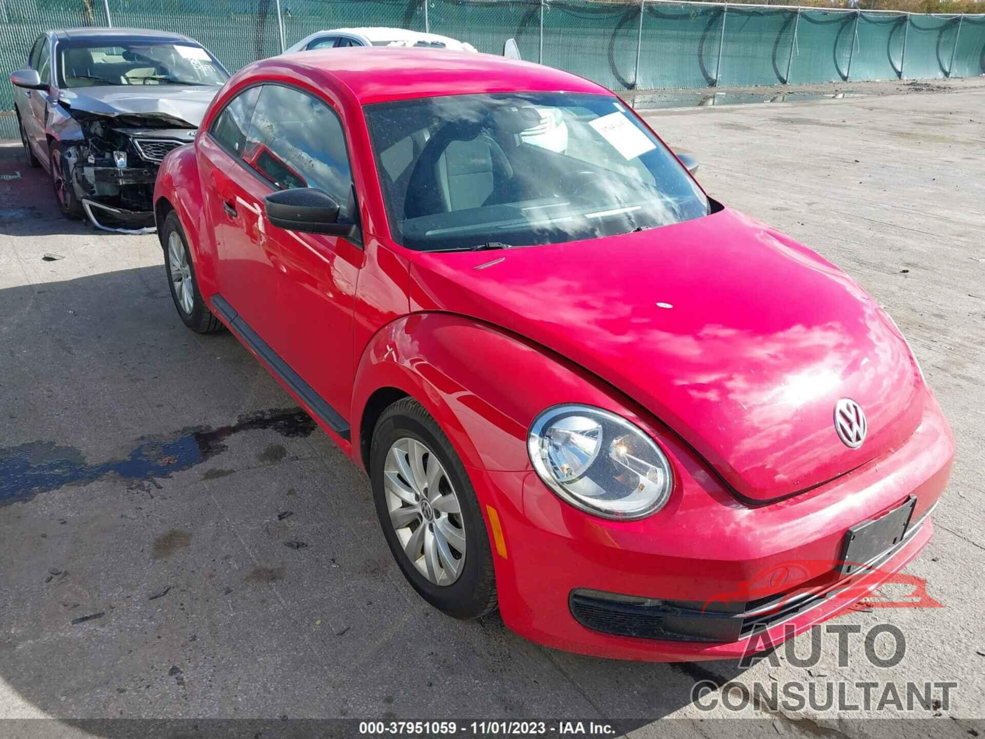 VOLKSWAGEN BEETLE 2016 - 3VWF17AT1GM634446