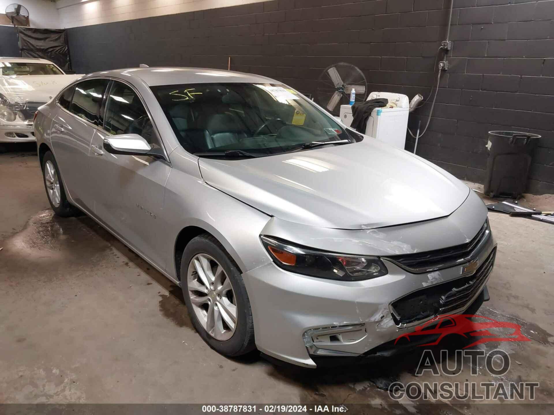 CHEVROLET MALIBU 2016 - 1G1ZE5ST1GF265040