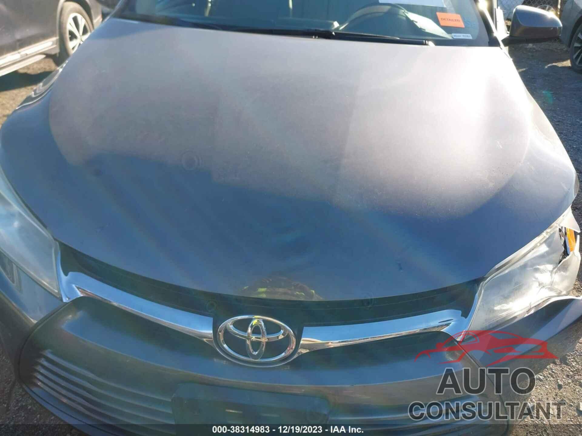 TOYOTA CAMRY 2016 - 4T4BF1FK6GR550779