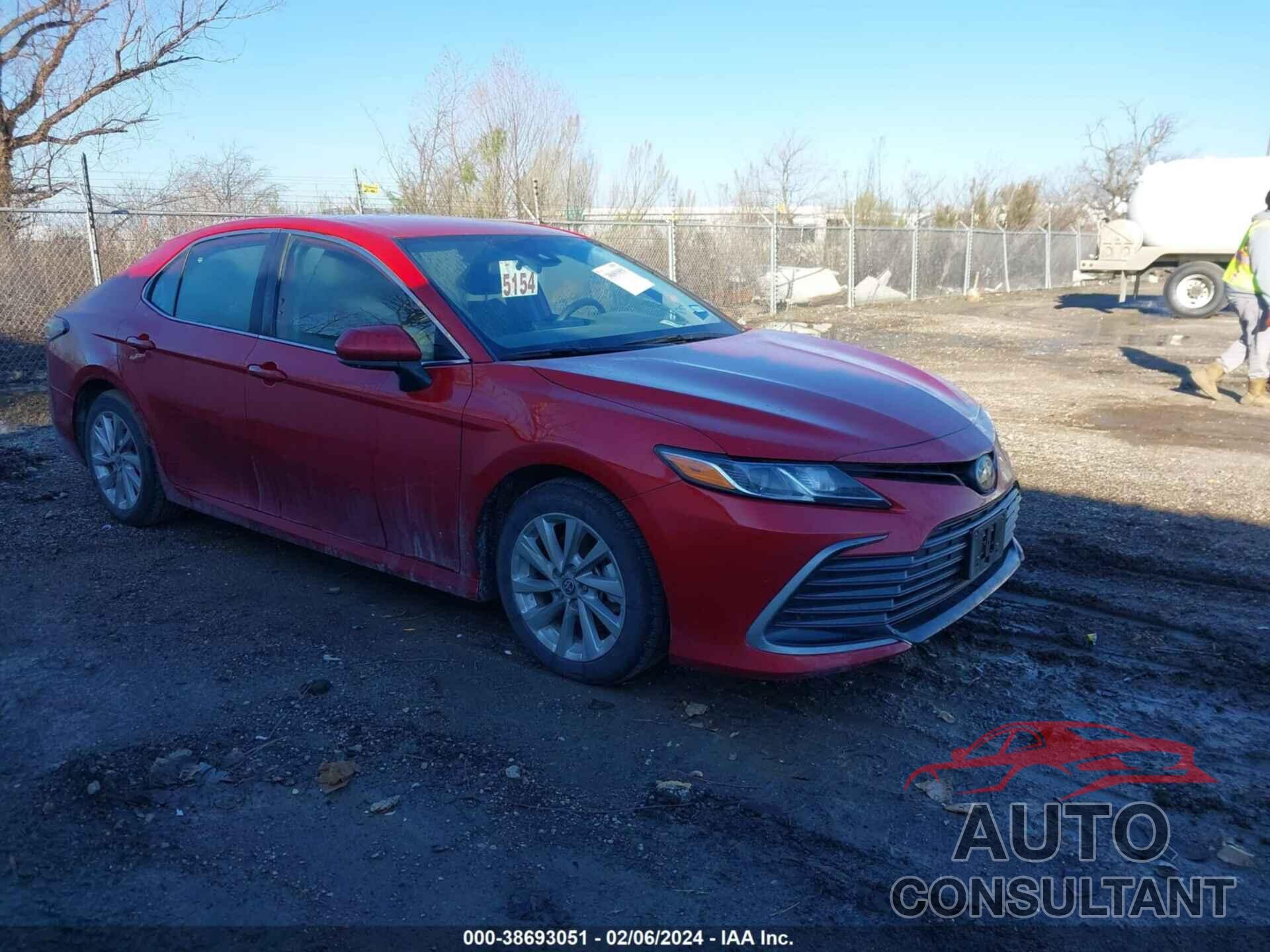 TOYOTA CAMRY 2023 - 4T1C11AK8PU083238