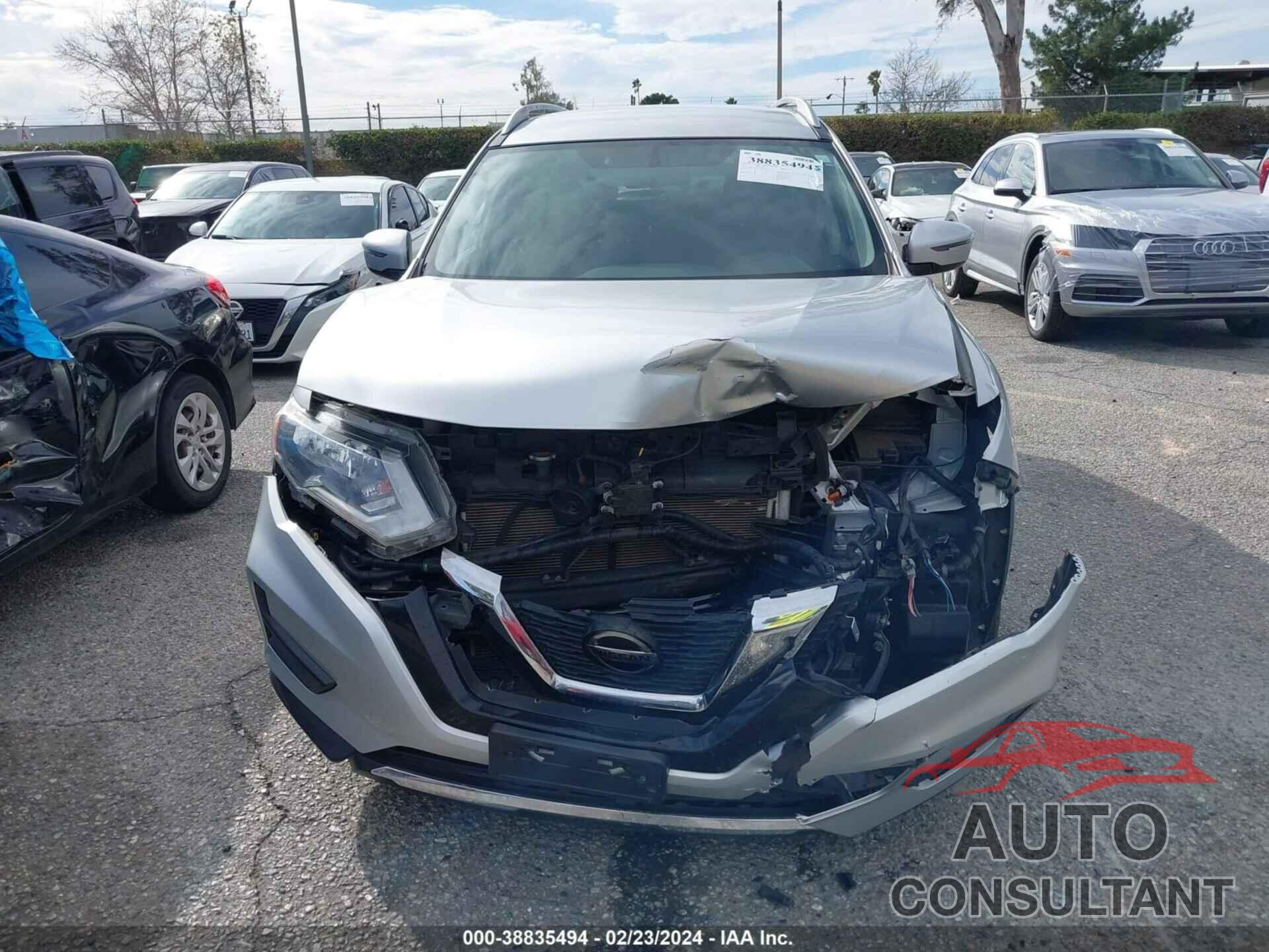 NISSAN ROGUE 2018 - JN8AT2MT4JW465850