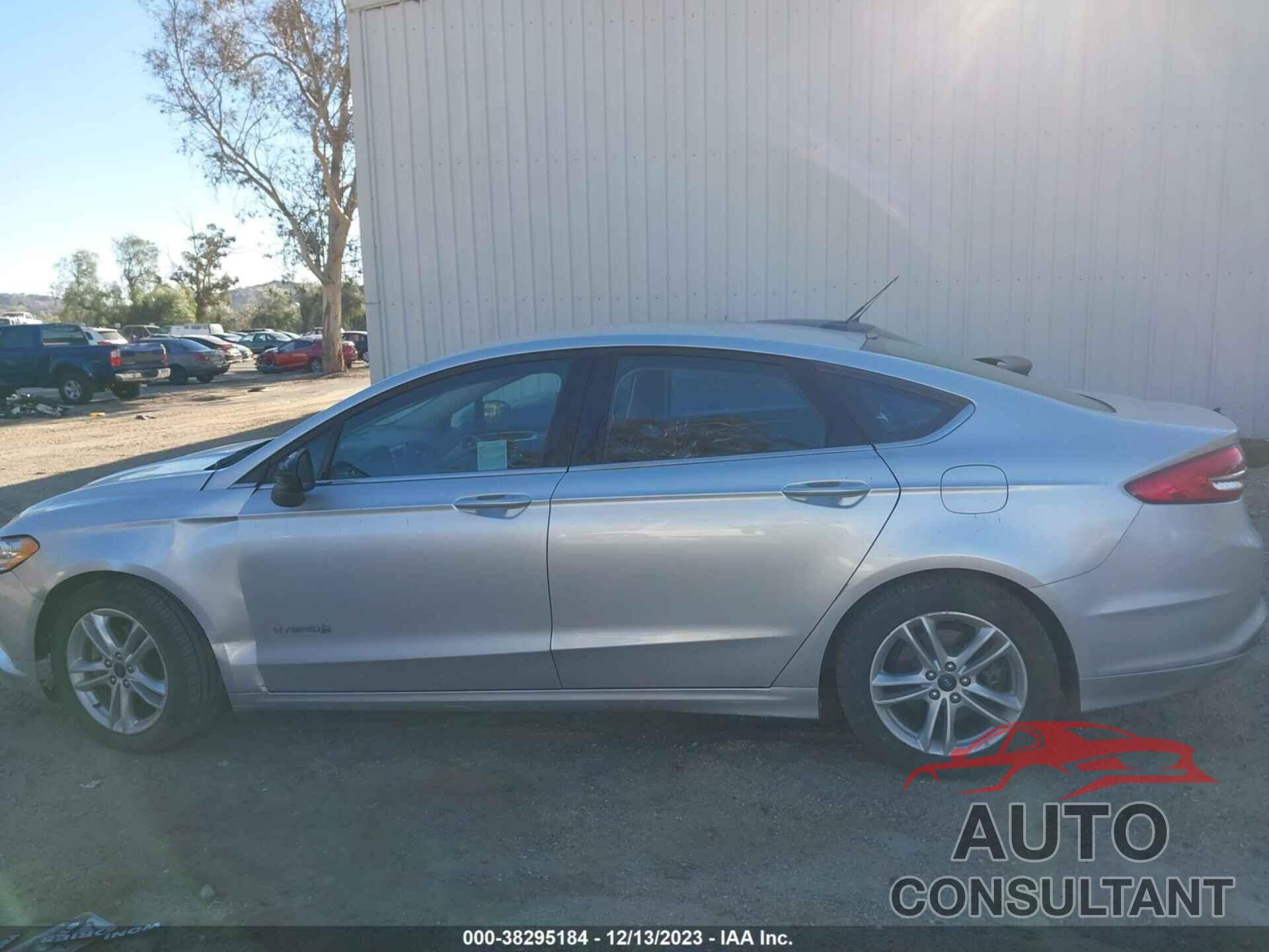 FORD FUSION HYBRID 2018 - 3FA6P0LUXJR154405