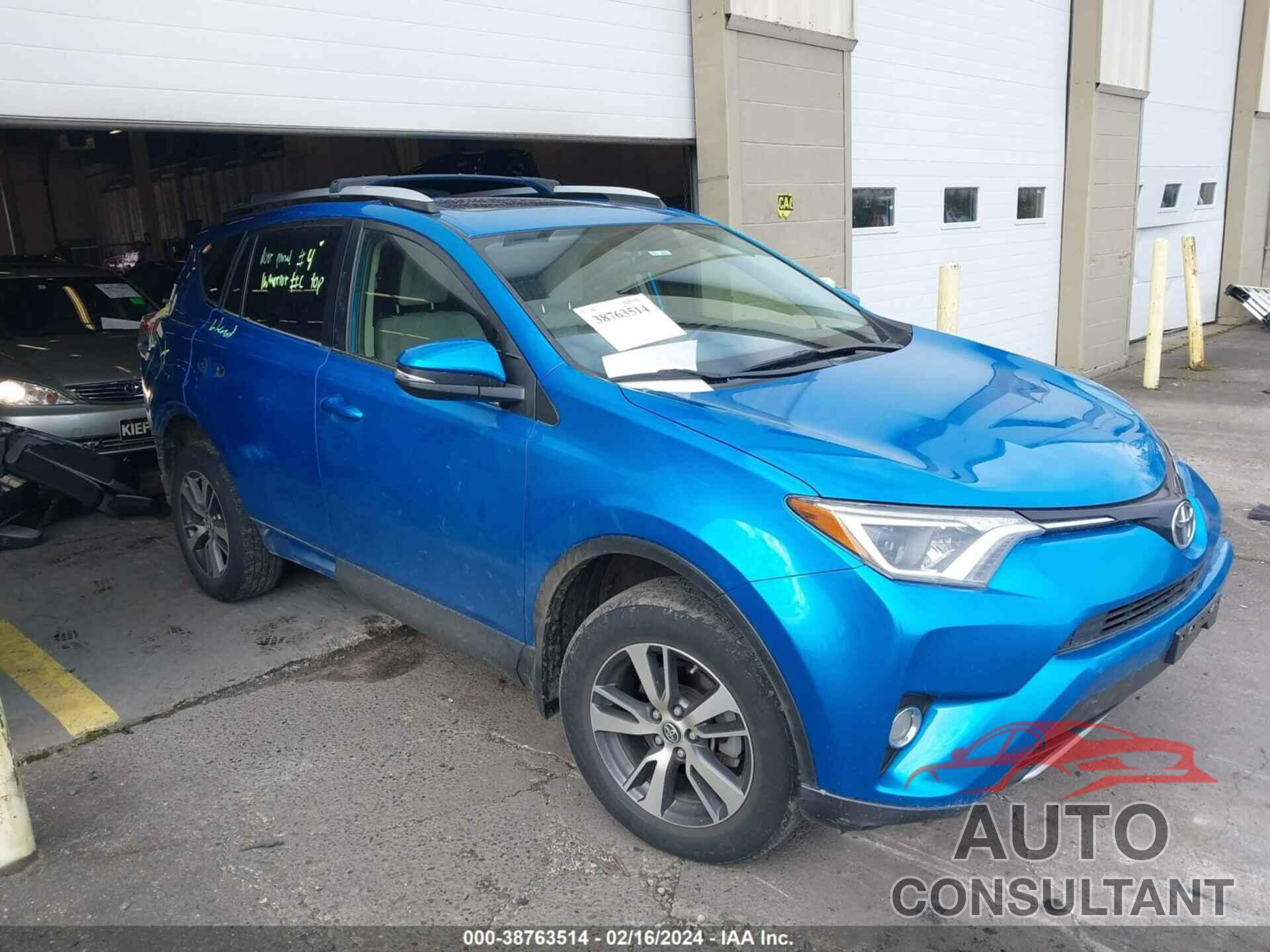 TOYOTA RAV4 2016 - JTMRFREV4GD184103
