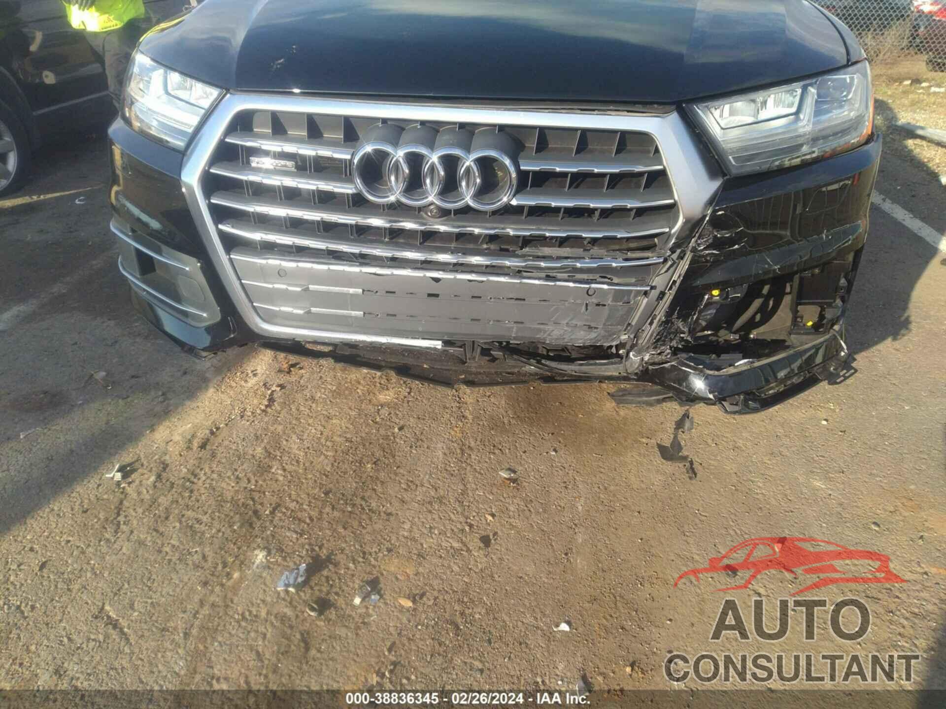 AUDI Q7 2019 - WA1LHAF75KD043447