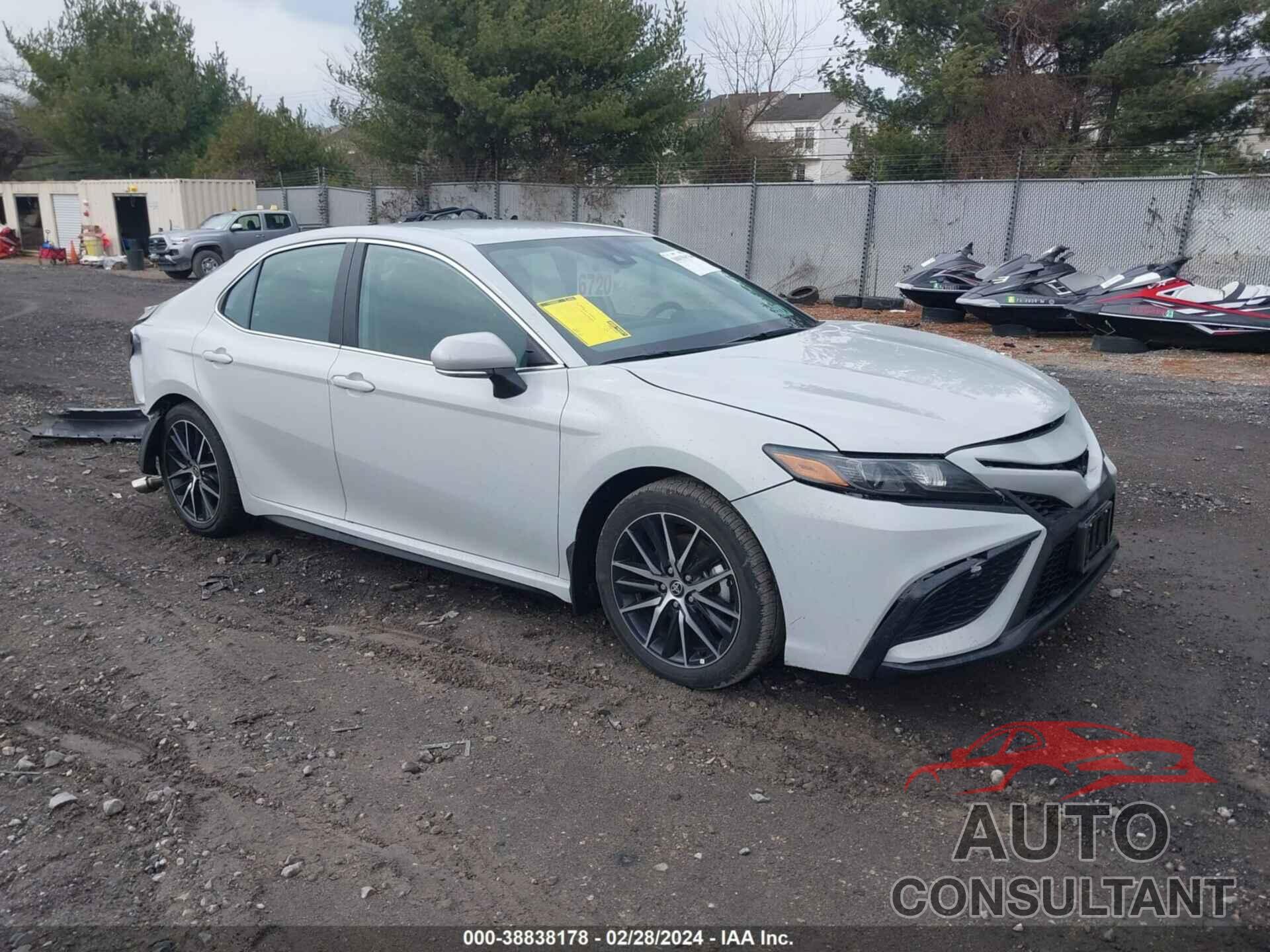 TOYOTA CAMRY 2024 - 4T1G11BK2RU108265