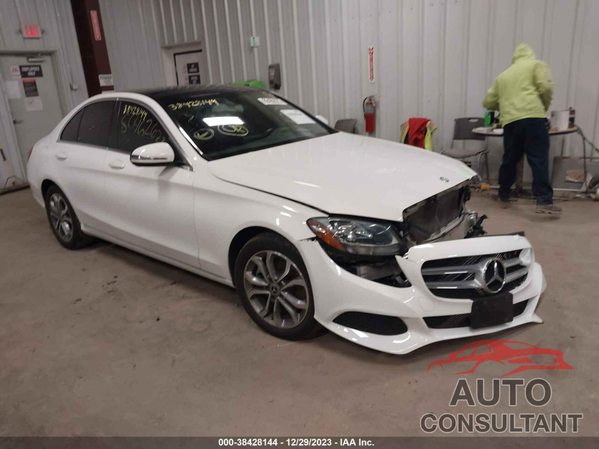 MERCEDES-BENZ C 300 2017 - 55SWF4KB4HU210904