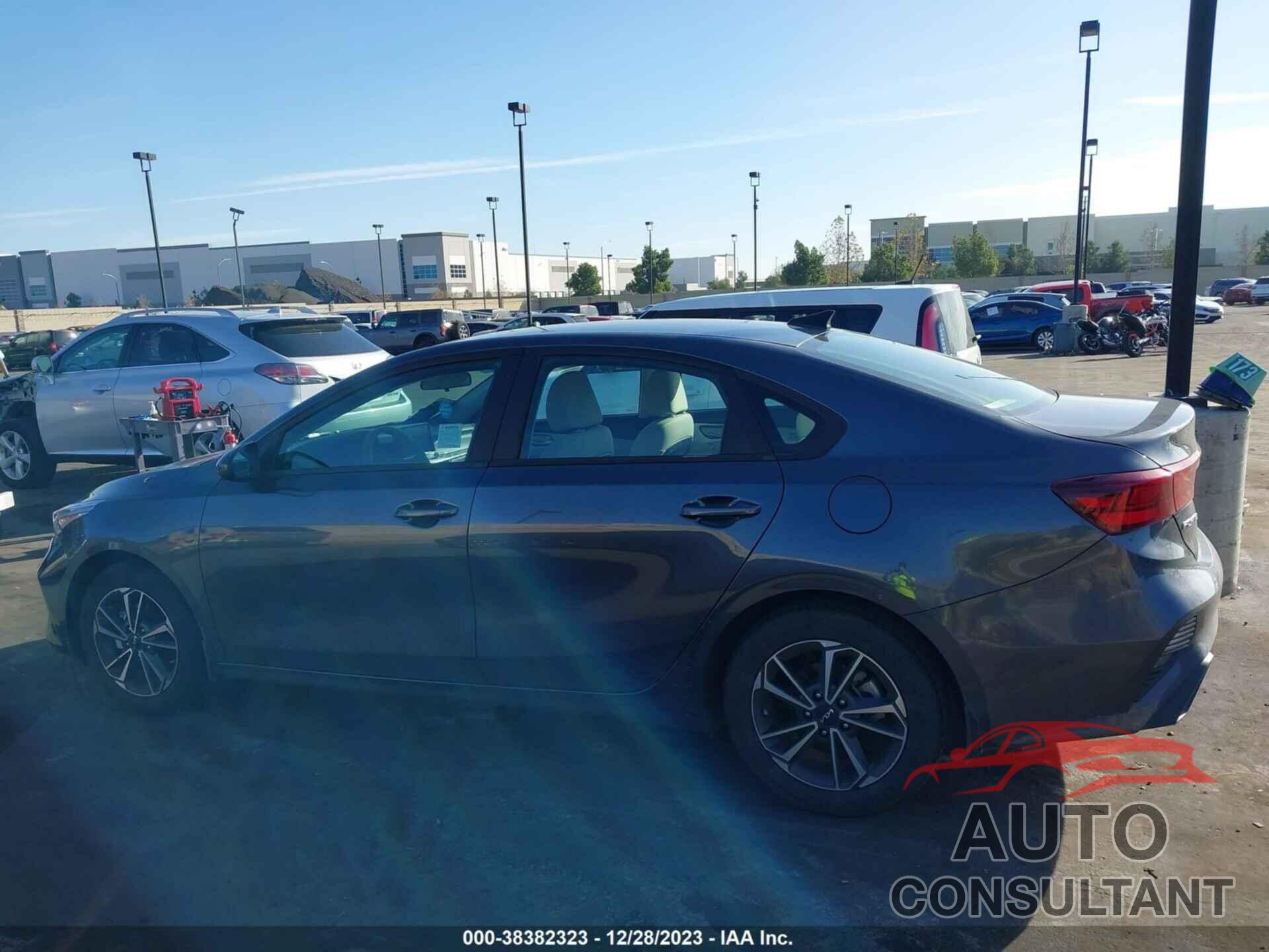 KIA FORTE 2022 - 3KPF24AD3NE490347