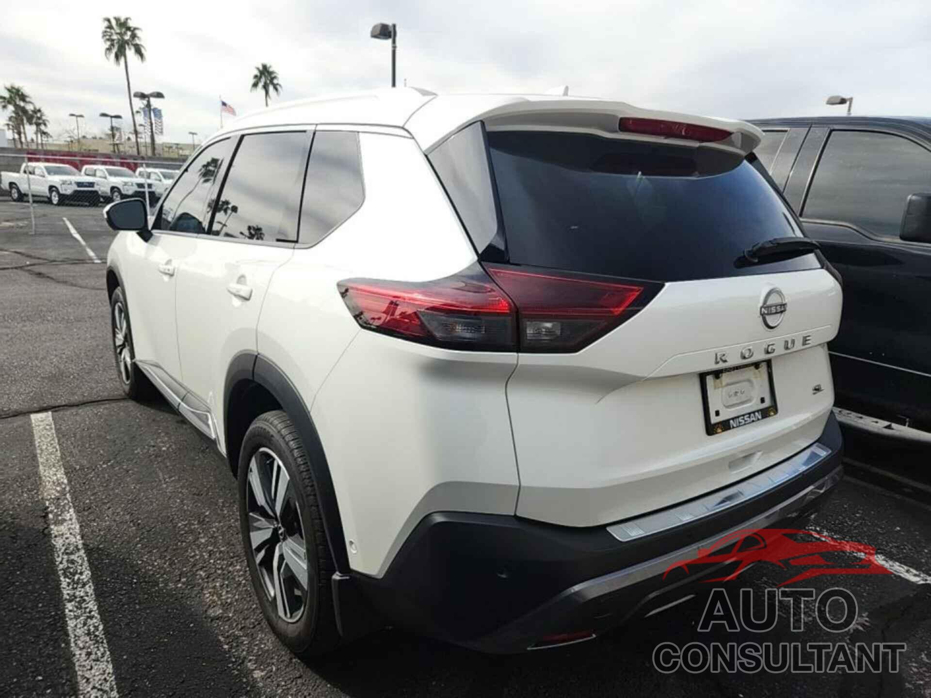 NISSAN ROGUE 2023 - 5N1BT3CA6PC676348