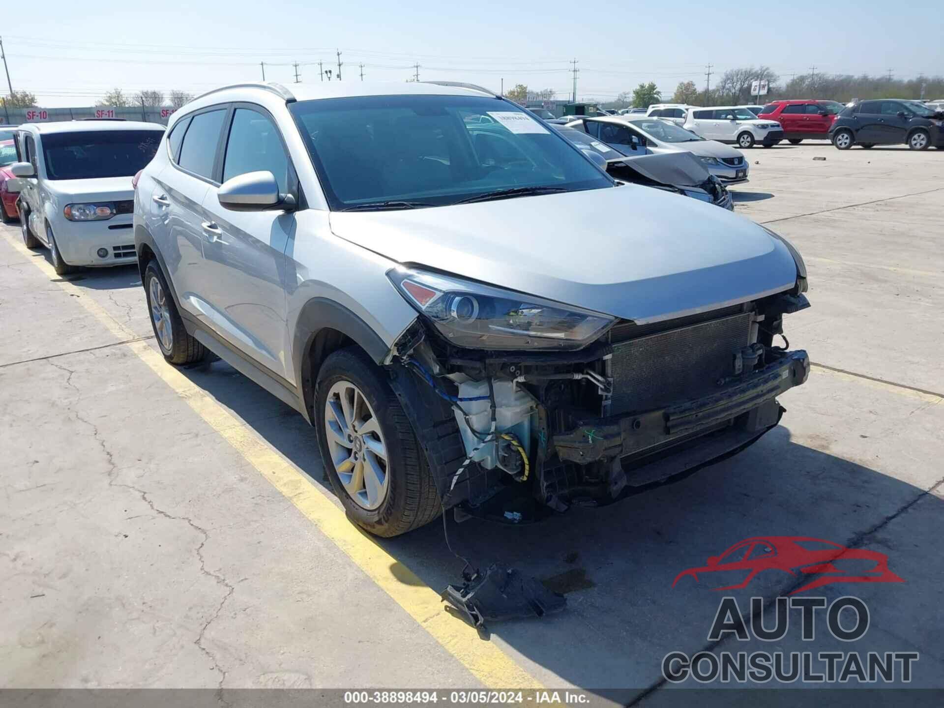 HYUNDAI TUCSON 2018 - KM8J33A46JU659687