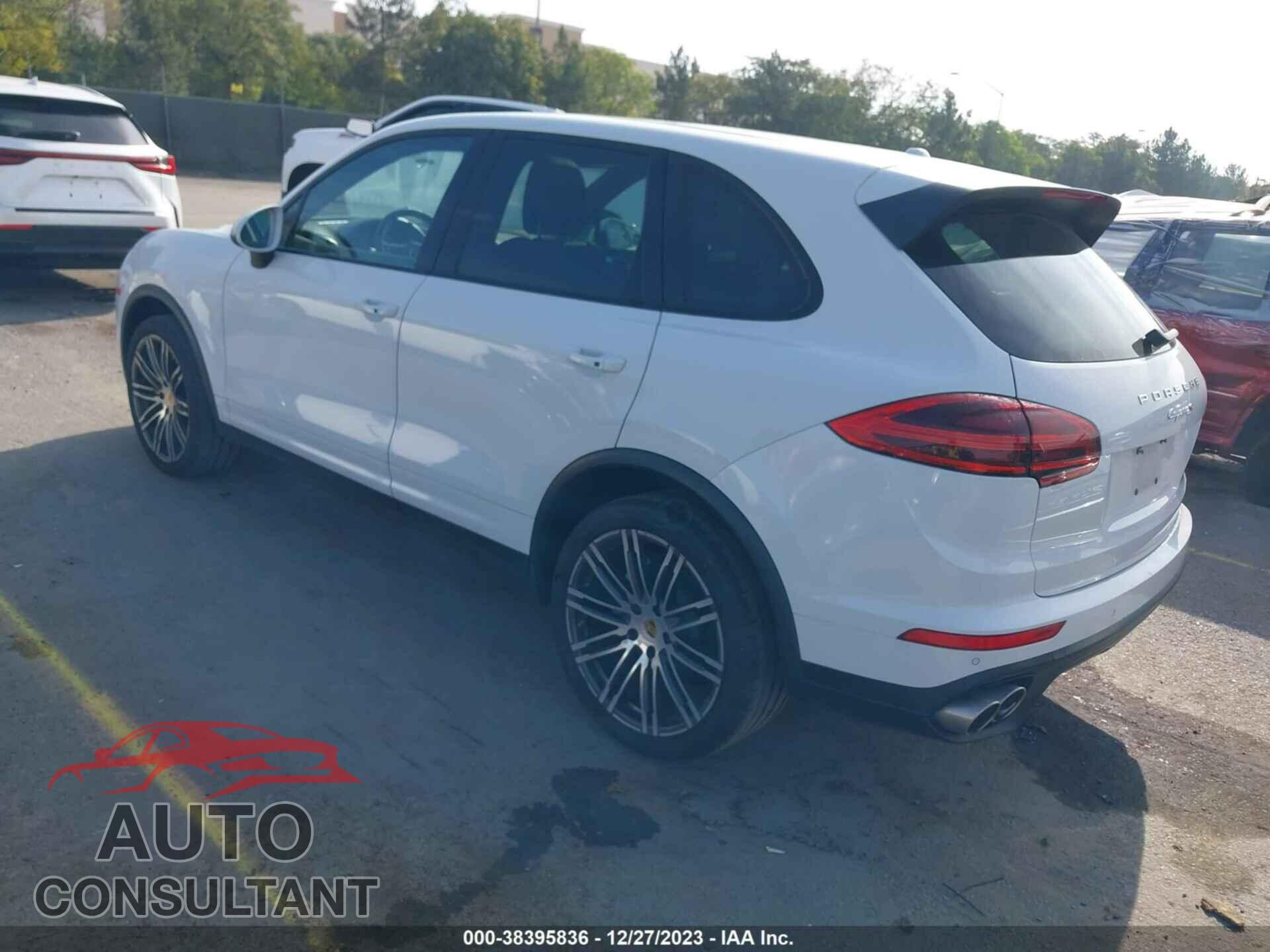 PORSCHE CAYENNE 2016 - WP1AB2A24GLA94093