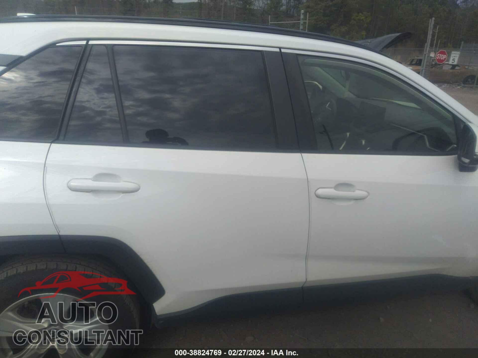 TOYOTA RAV4 2019 - JTMP1RFV2KD503219