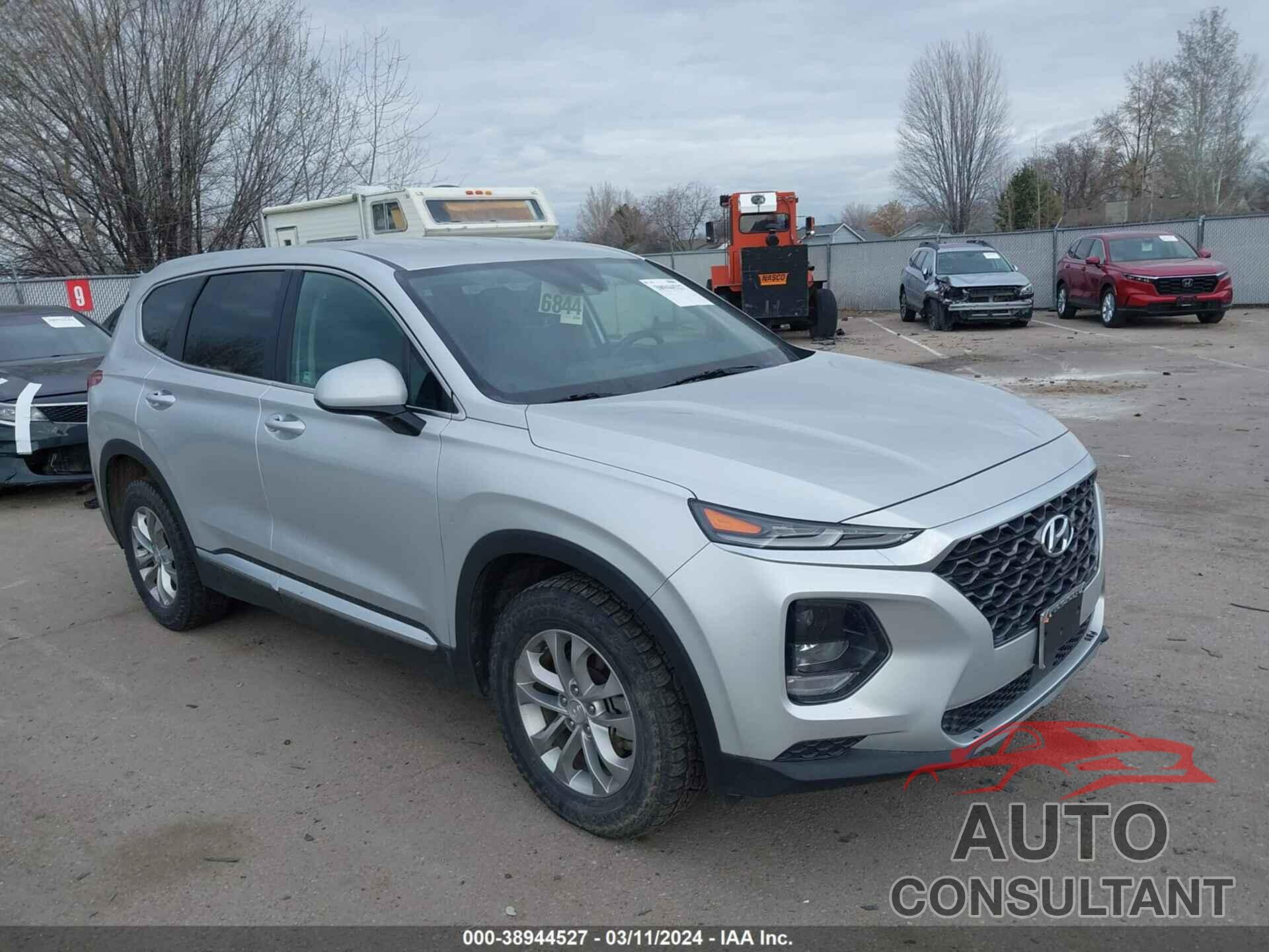 HYUNDAI SANTA FE 2019 - 5NMS2CAD8KH041386