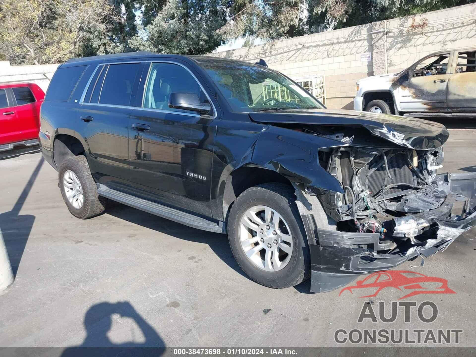 CHEVROLET TAHOE 2018 - 1GNSCBKC5JR359206