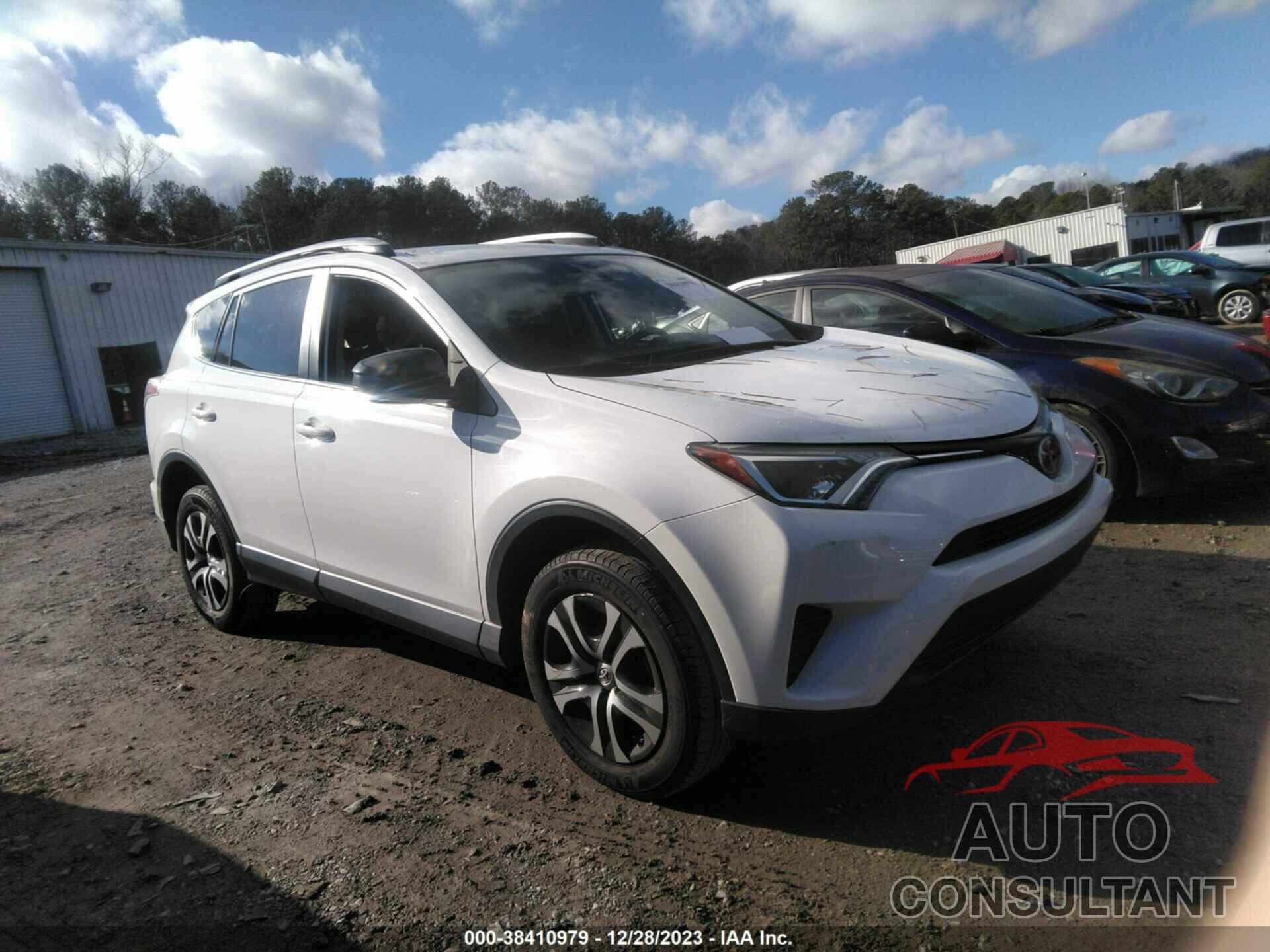 TOYOTA RAV4 2018 - JTMZFREV7JJ212288