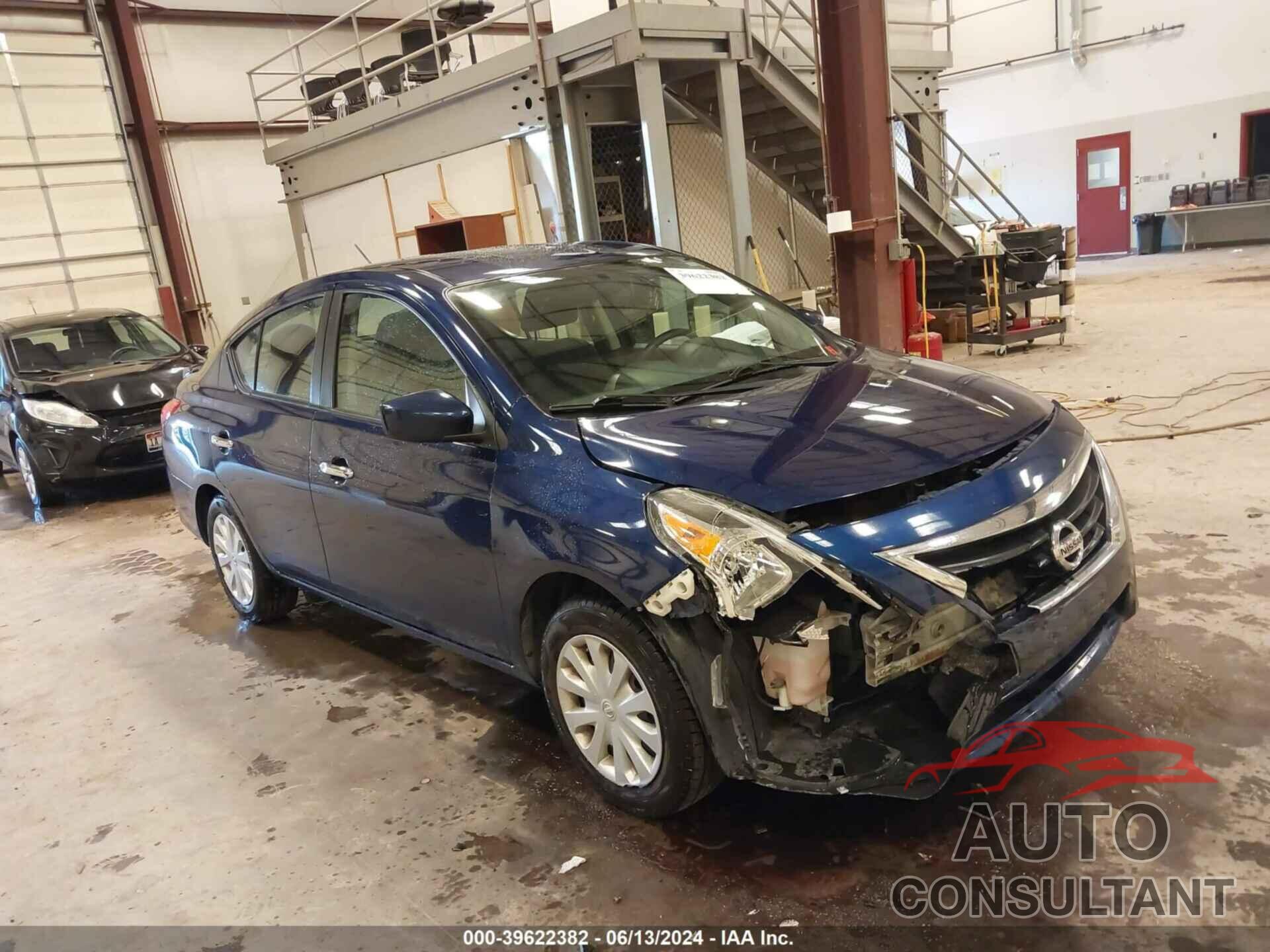 NISSAN VERSA 2019 - 3N1CN7AP8KL881204