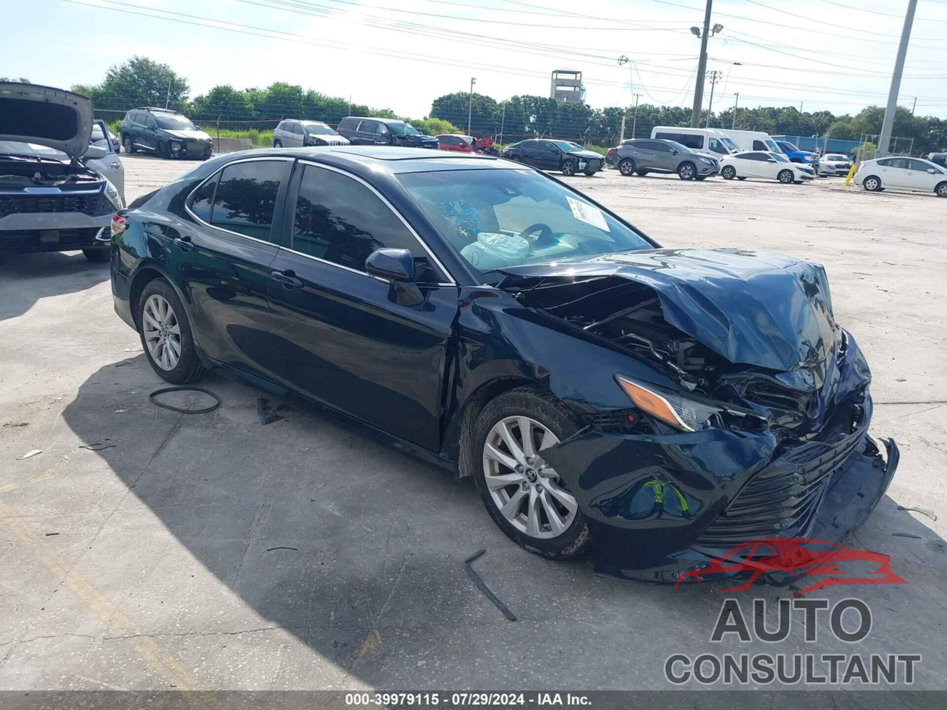 TOYOTA CAMRY 2018 - JTNB11HK5J3014215
