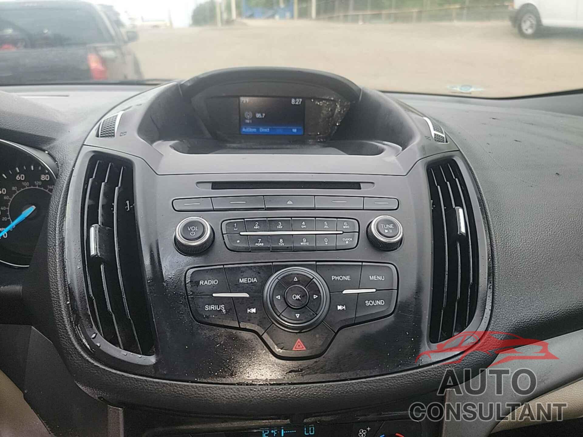 FORD ESCAPE 2018 - 1FMCU0GD6JUC91376