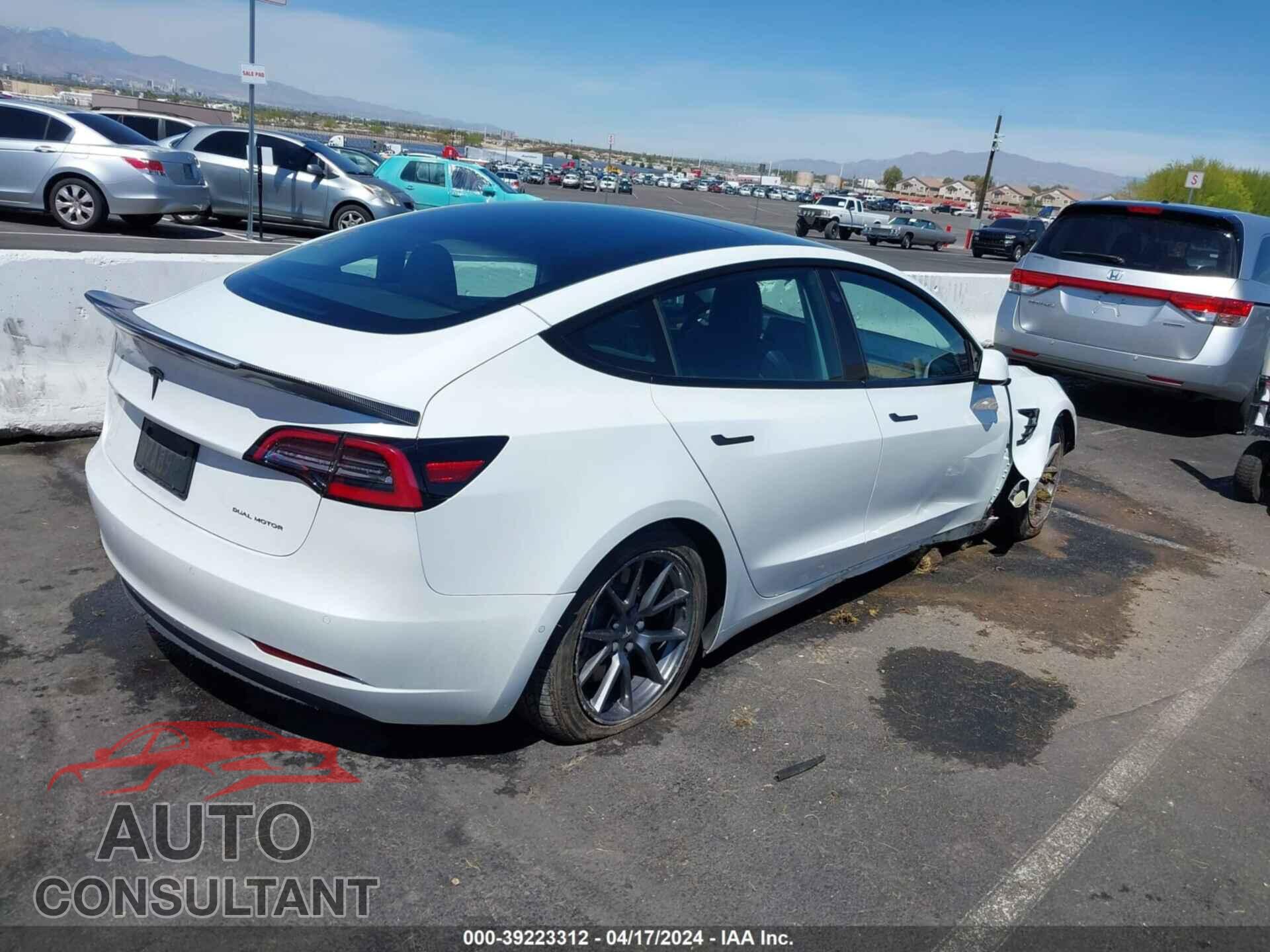 TESLA MODEL 3 2022 - 5YJ3E1EB0NF112496