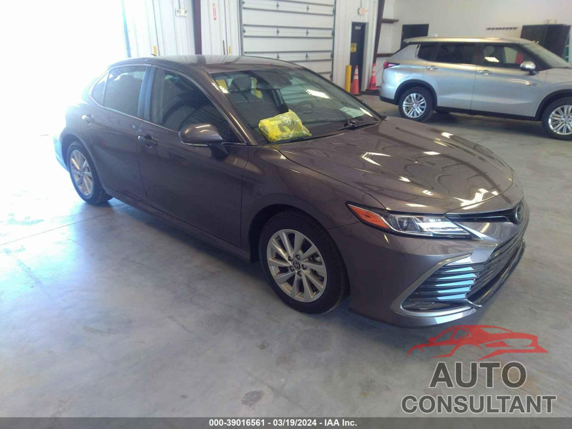 TOYOTA CAMRY 2024 - 4T1R11AK5RU225994