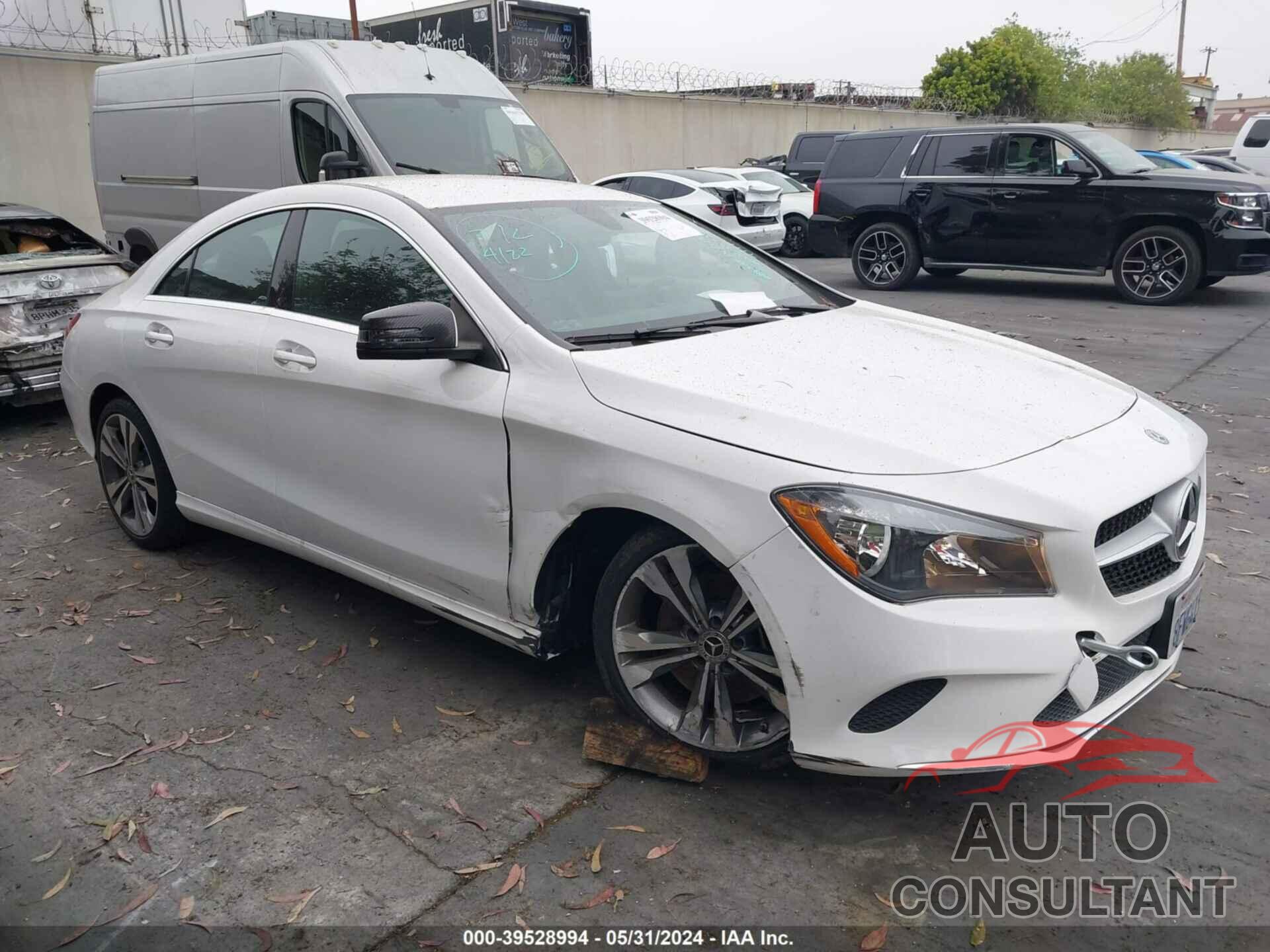 MERCEDES-BENZ CLA 250 2019 - WDDSJ4EB8KN713358