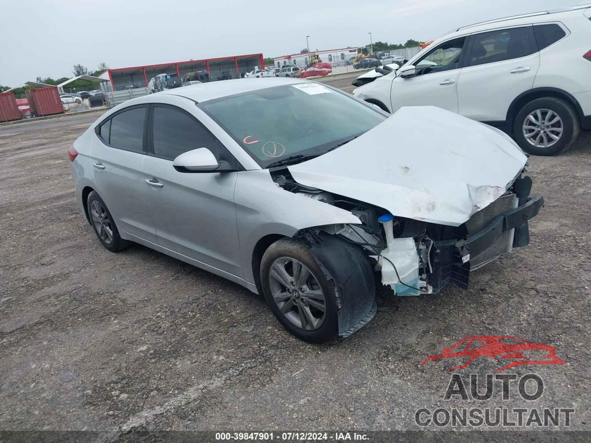 HYUNDAI ELANTRA 2018 - 5NPD84LF3JH369909