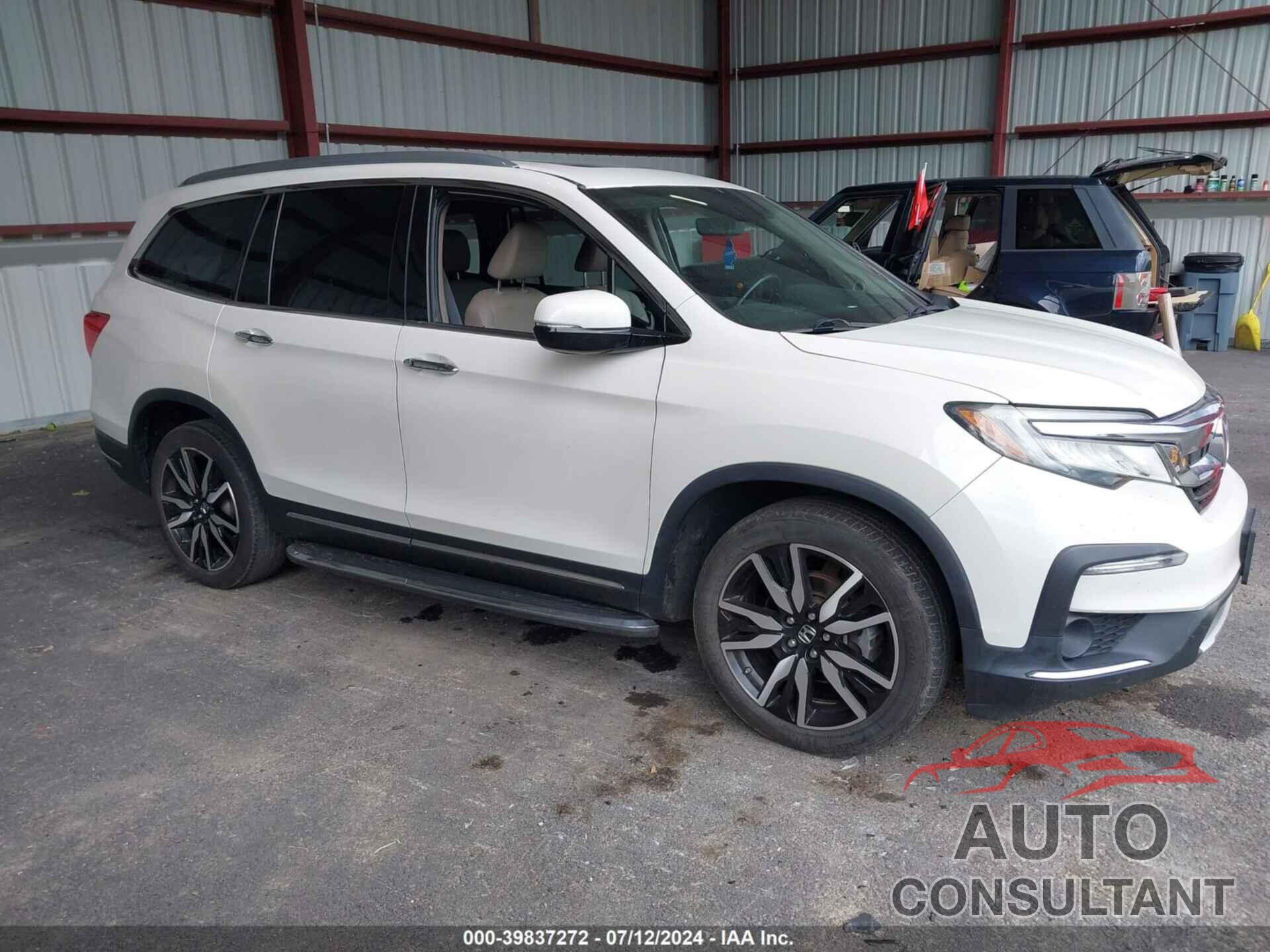 HONDA PILOT 2019 - 5FNYF6H96KB019017