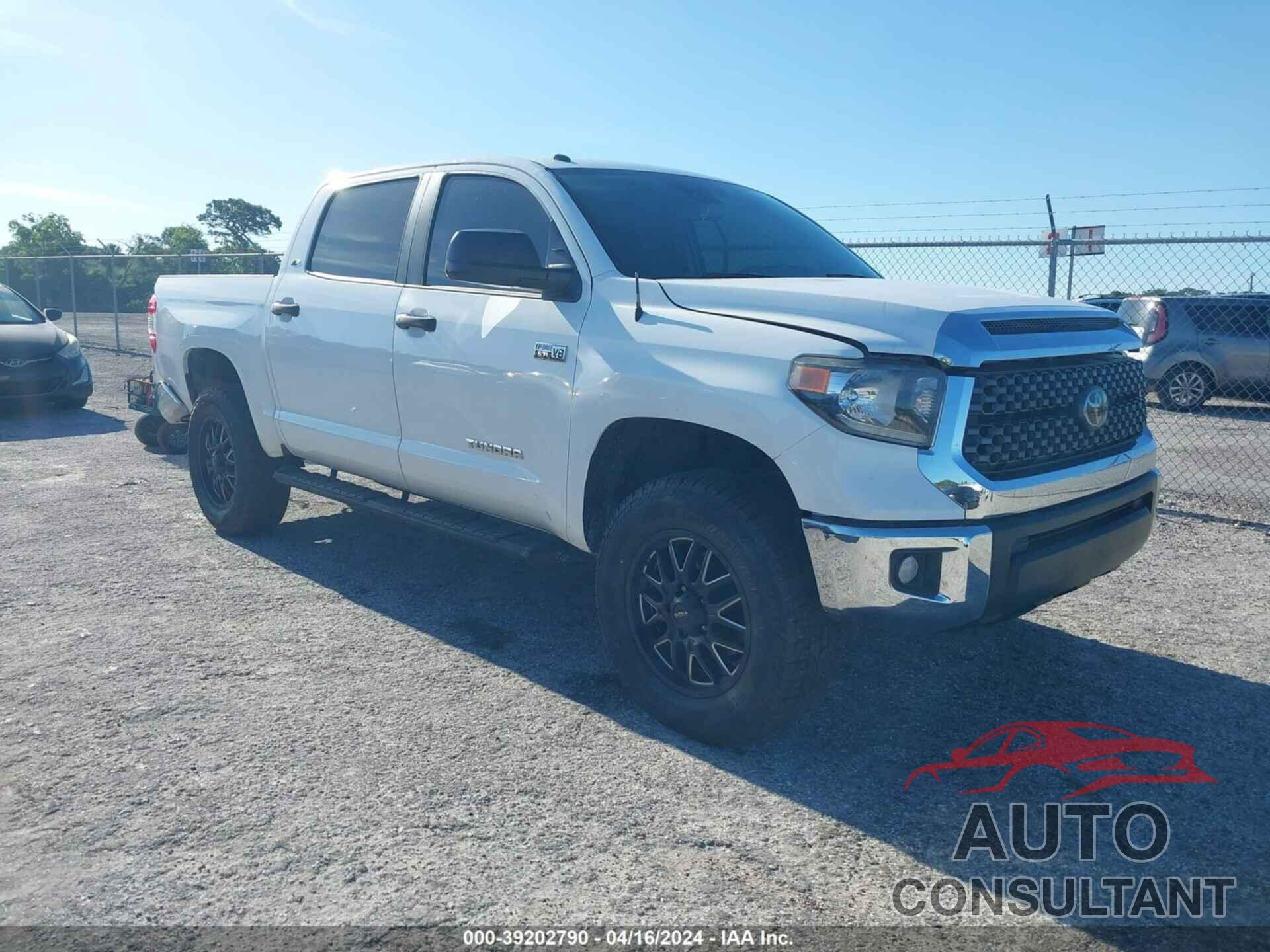 TOYOTA TUNDRA 2019 - 5TFDW5F12KX842247