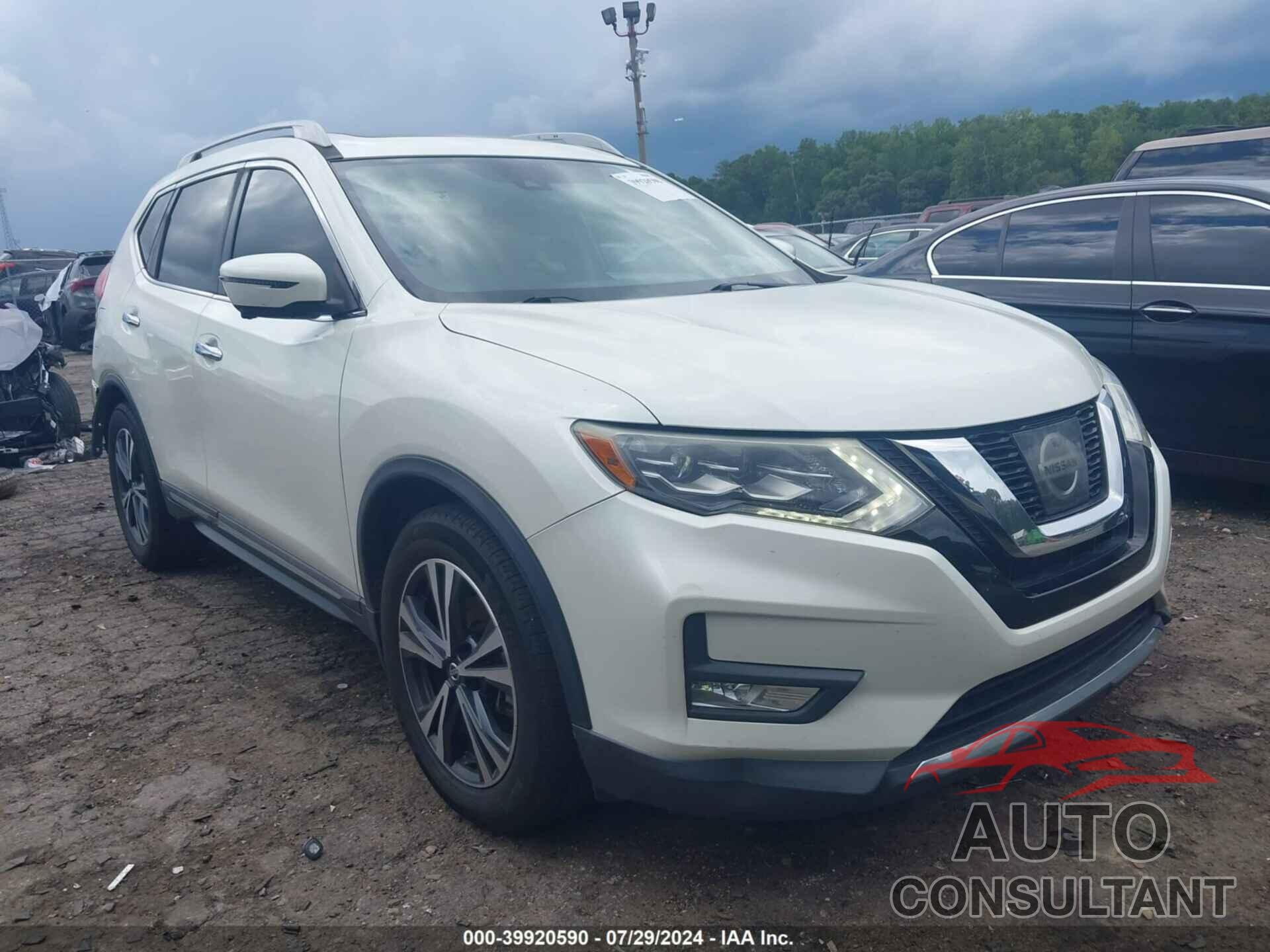 NISSAN ROGUE 2017 - 5N1AT2MT1HC805717