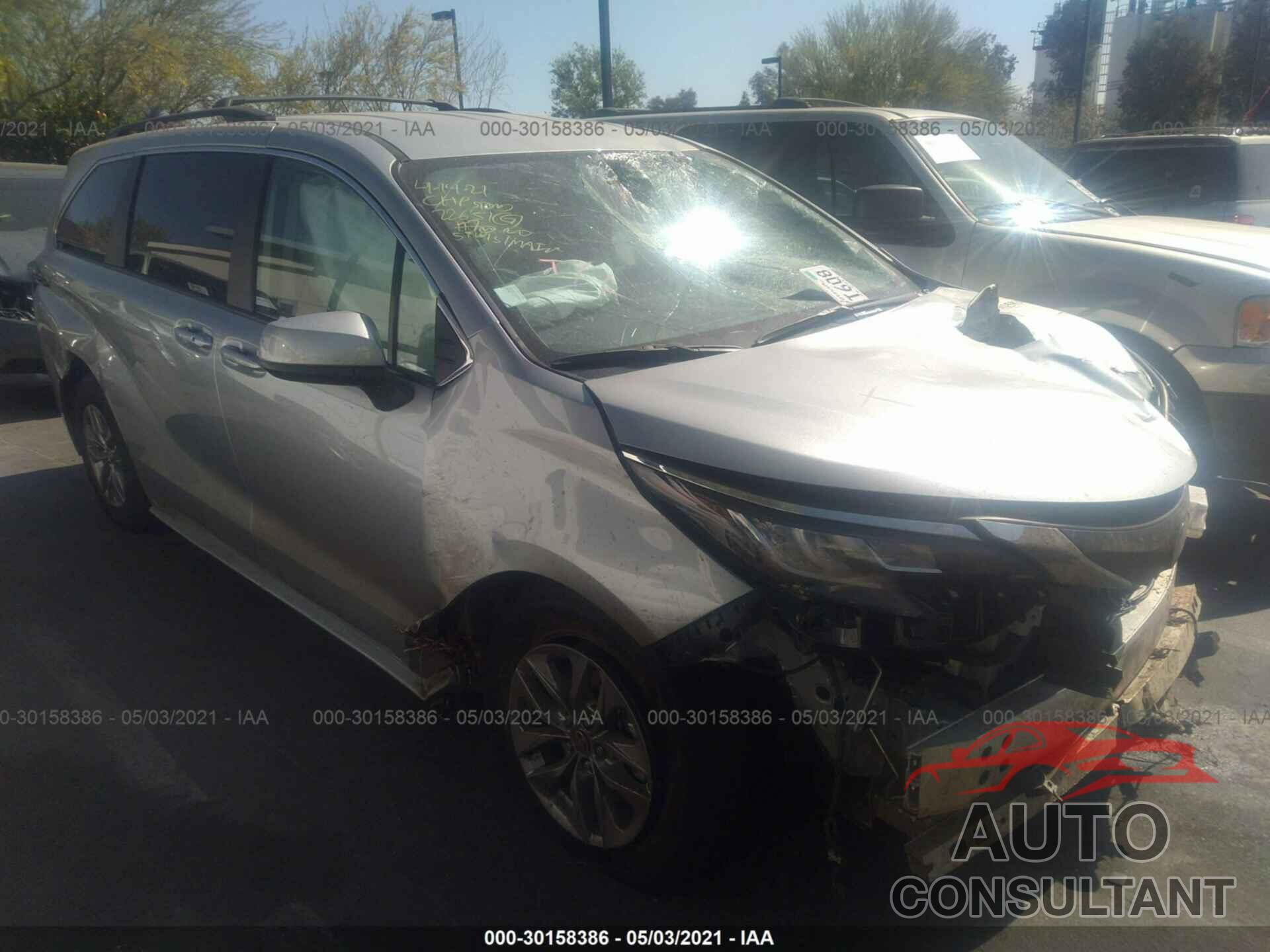 TOYOTA SIENNA 2021 - 5TDKRKEC2MS021626