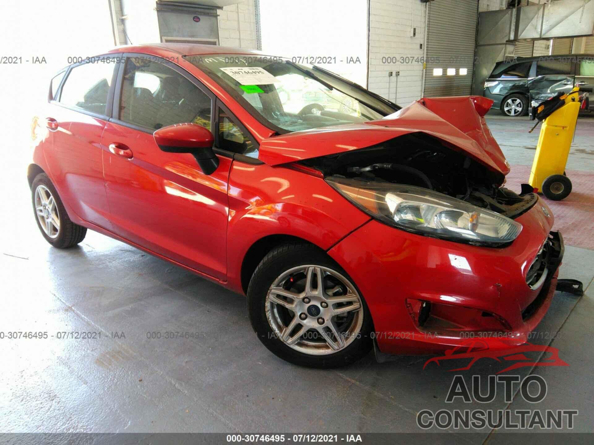 FORD FIESTA 2018 - 3FADP4EJ0JM123937