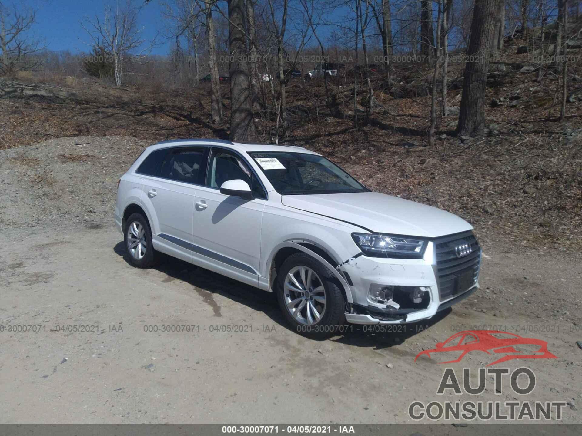 AUDI Q7 2018 - WA1LHAF77JD030276