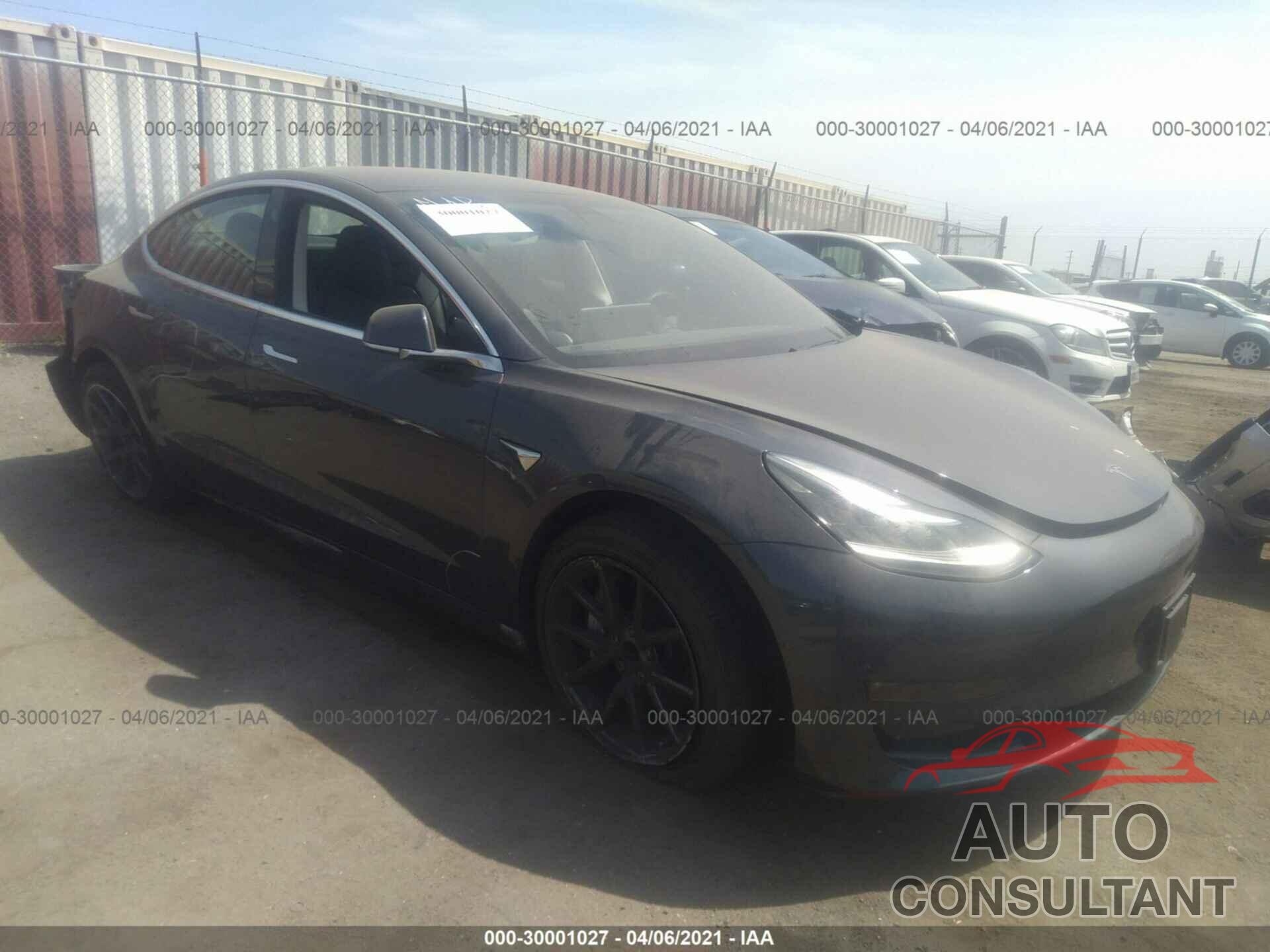 TESLA MODEL 3 2018 - 5YJ3E1EA8JF123702