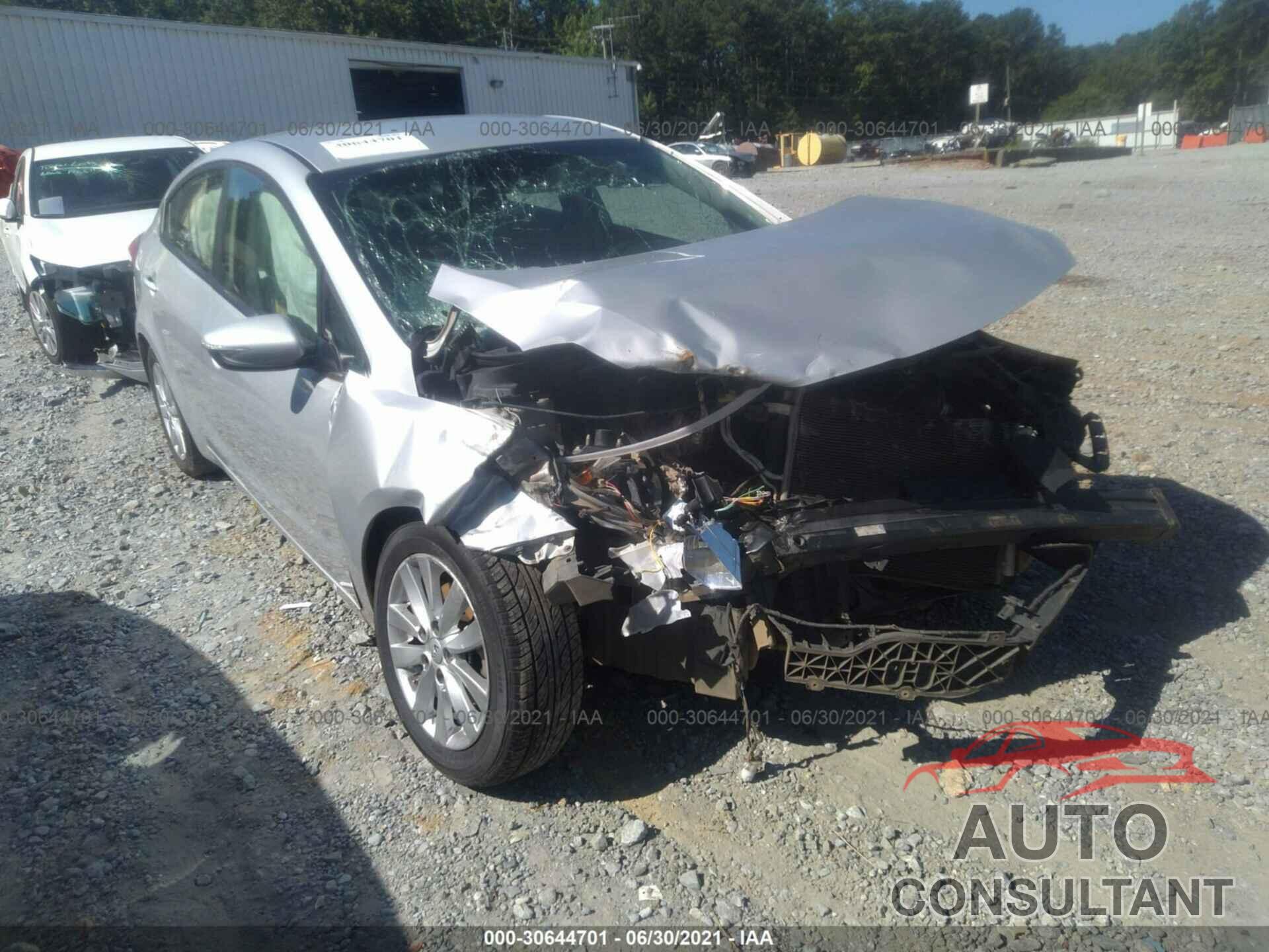 KIA FORTE 2016 - KNAFX4A65G5576001
