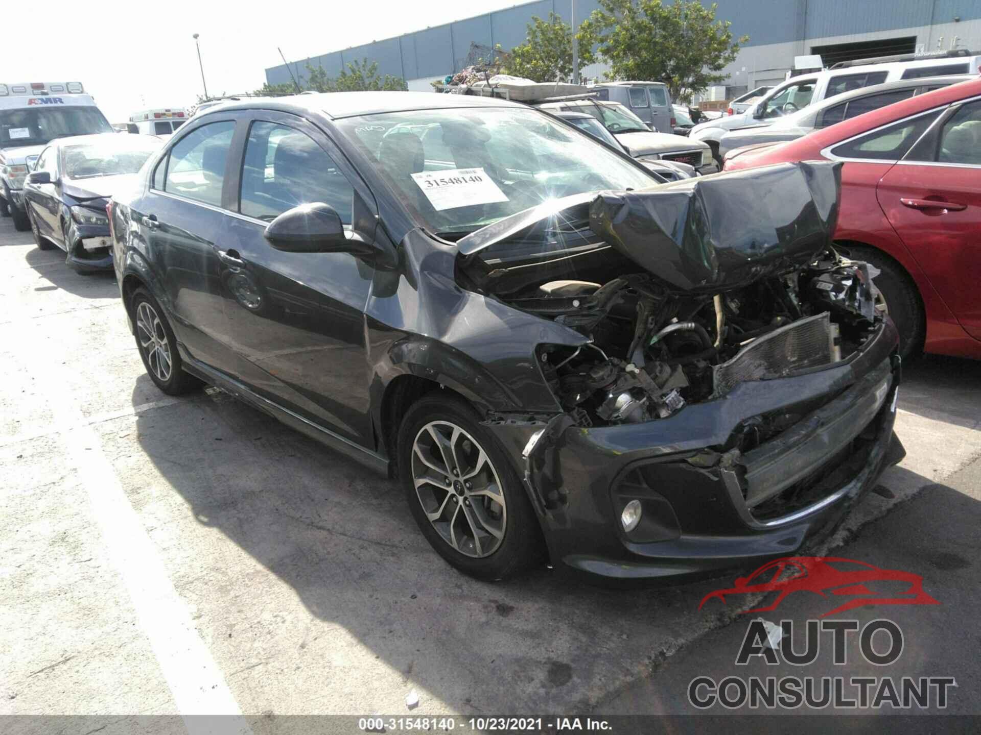CHEVROLET SONIC 2019 - 1G1JD5SBXK4128562