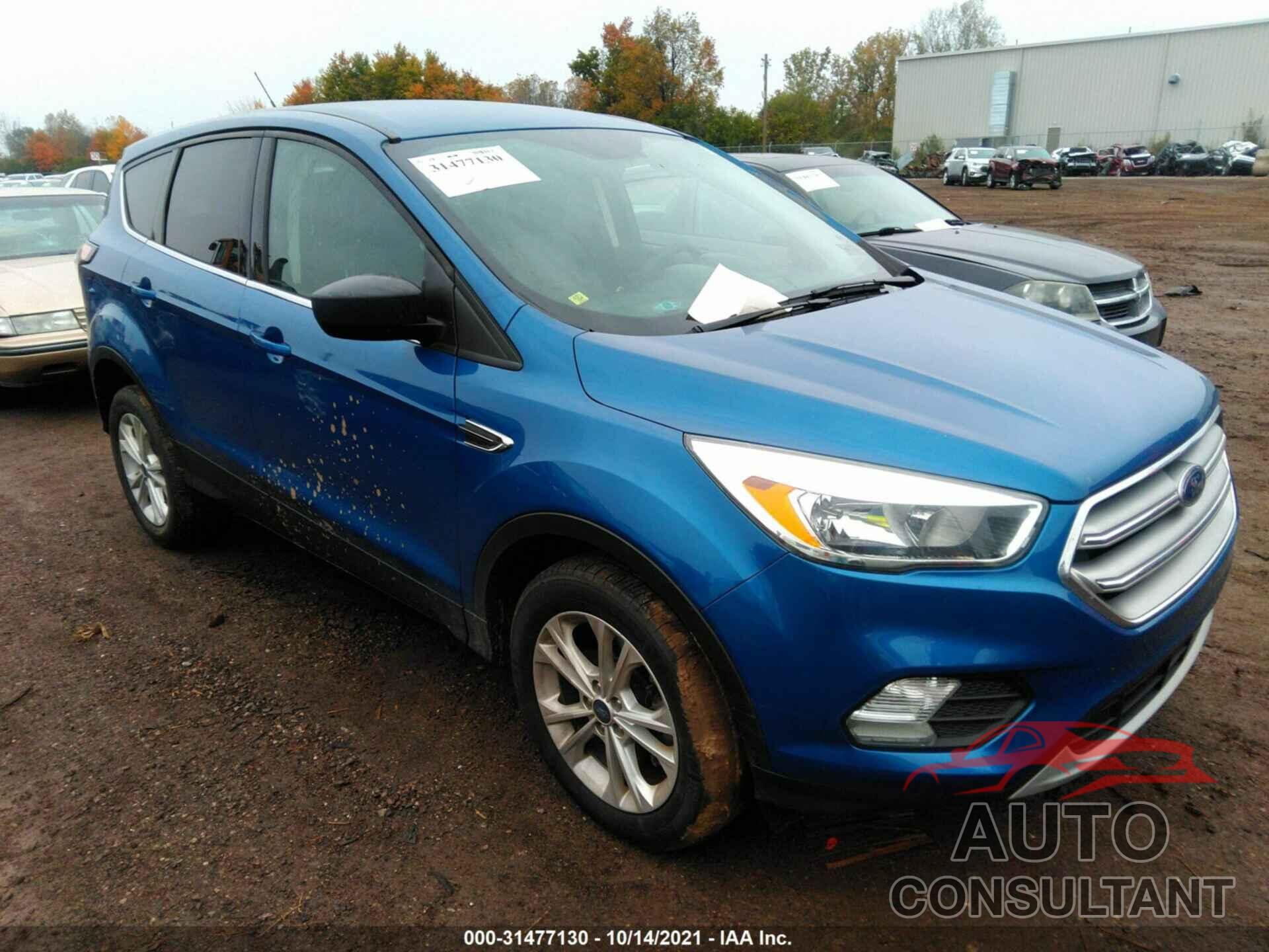 FORD ESCAPE 2017 - 1FMCU9GD0HUC83918