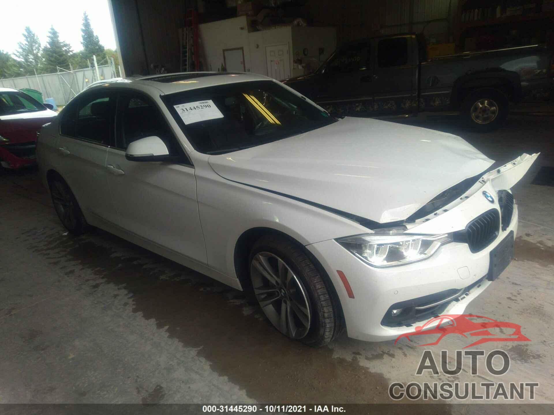 BMW 3 SERIES 2017 - WBA8B7G51HNU37587