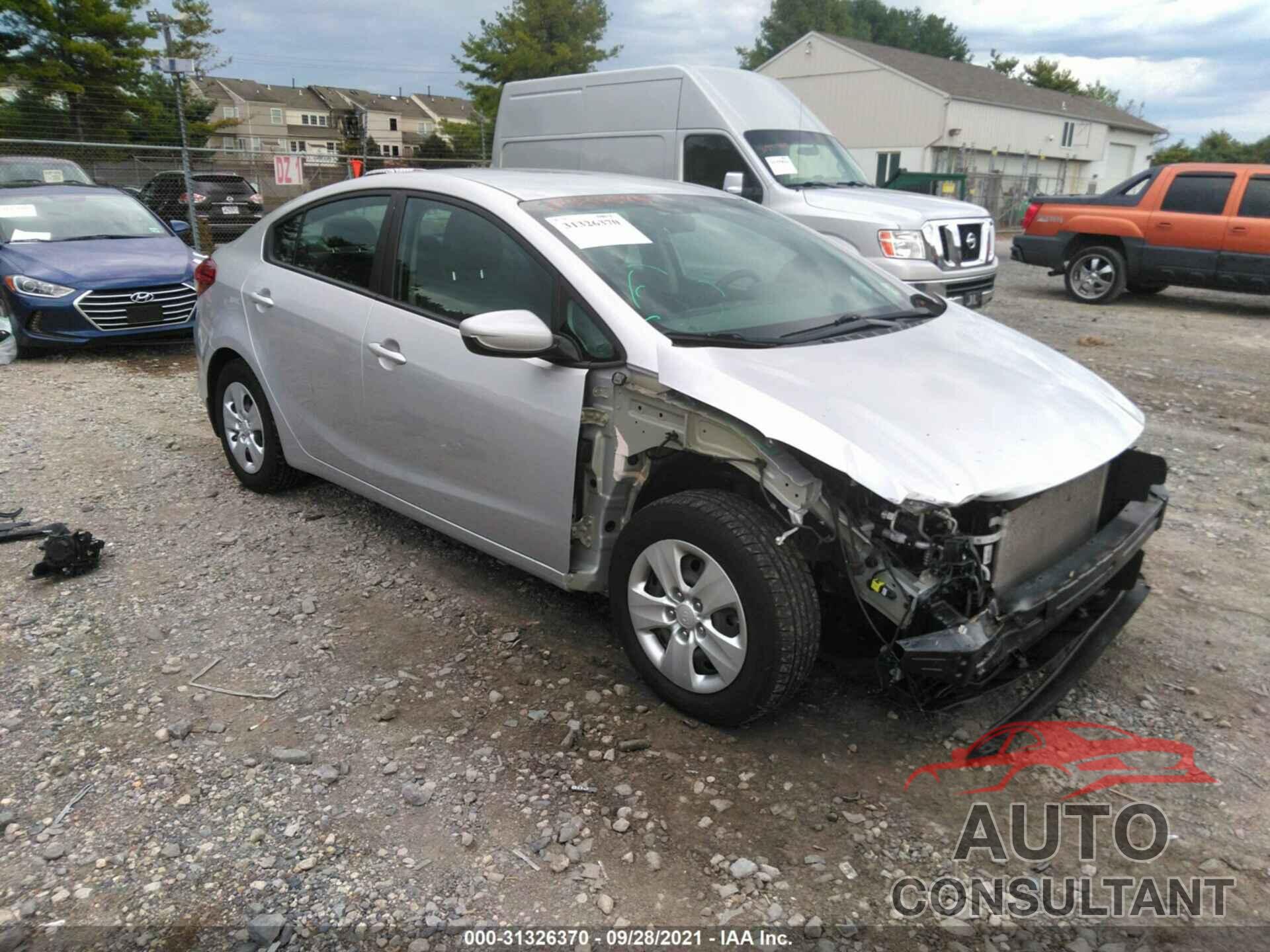 KIA FORTE 2018 - 3KPFK4A71JE169461