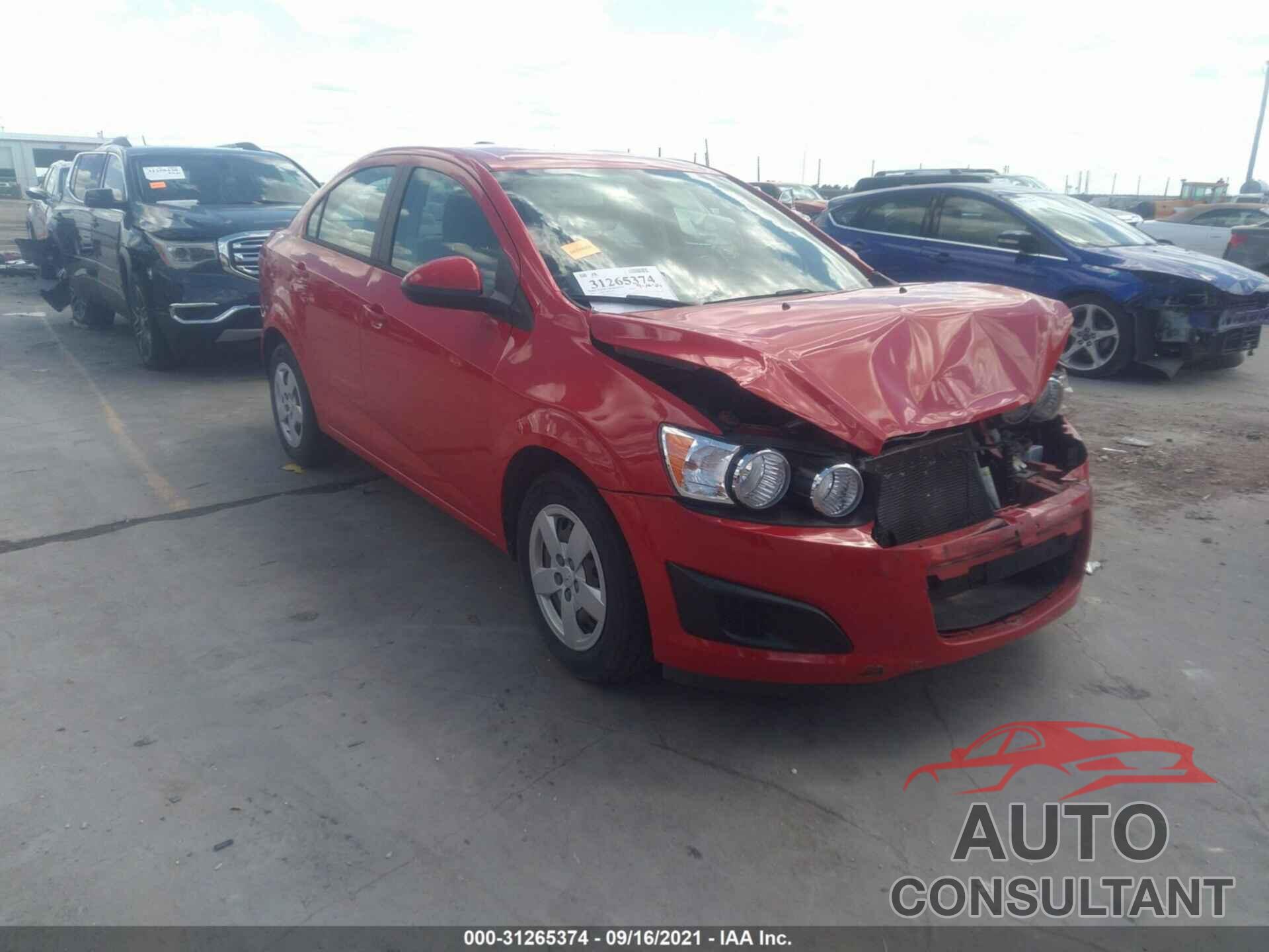 CHEVROLET SONIC 2016 - 1G1JA5SH2G4179350