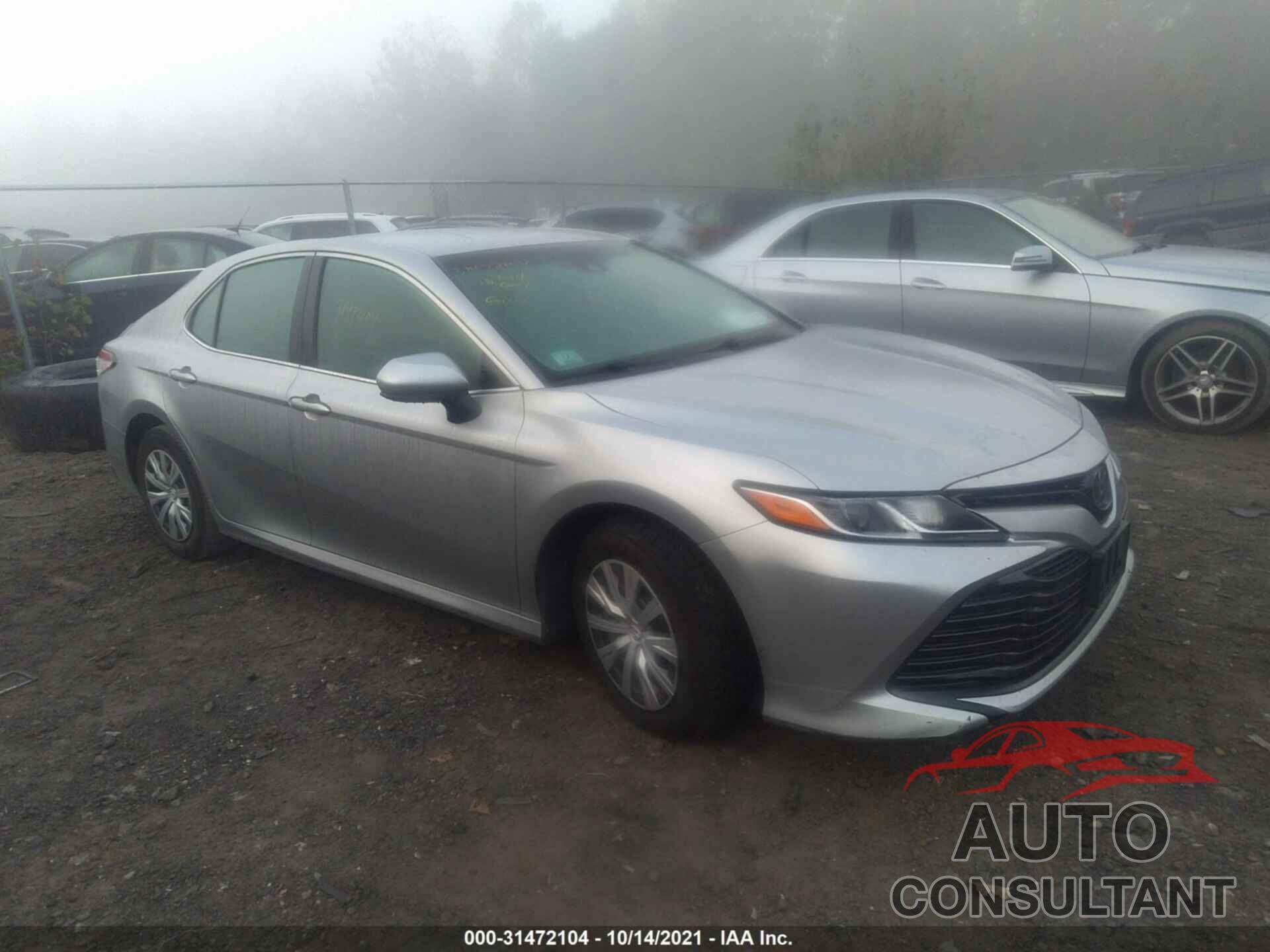 TOYOTA CAMRY 2018 - 4T1B11HK5JU544470