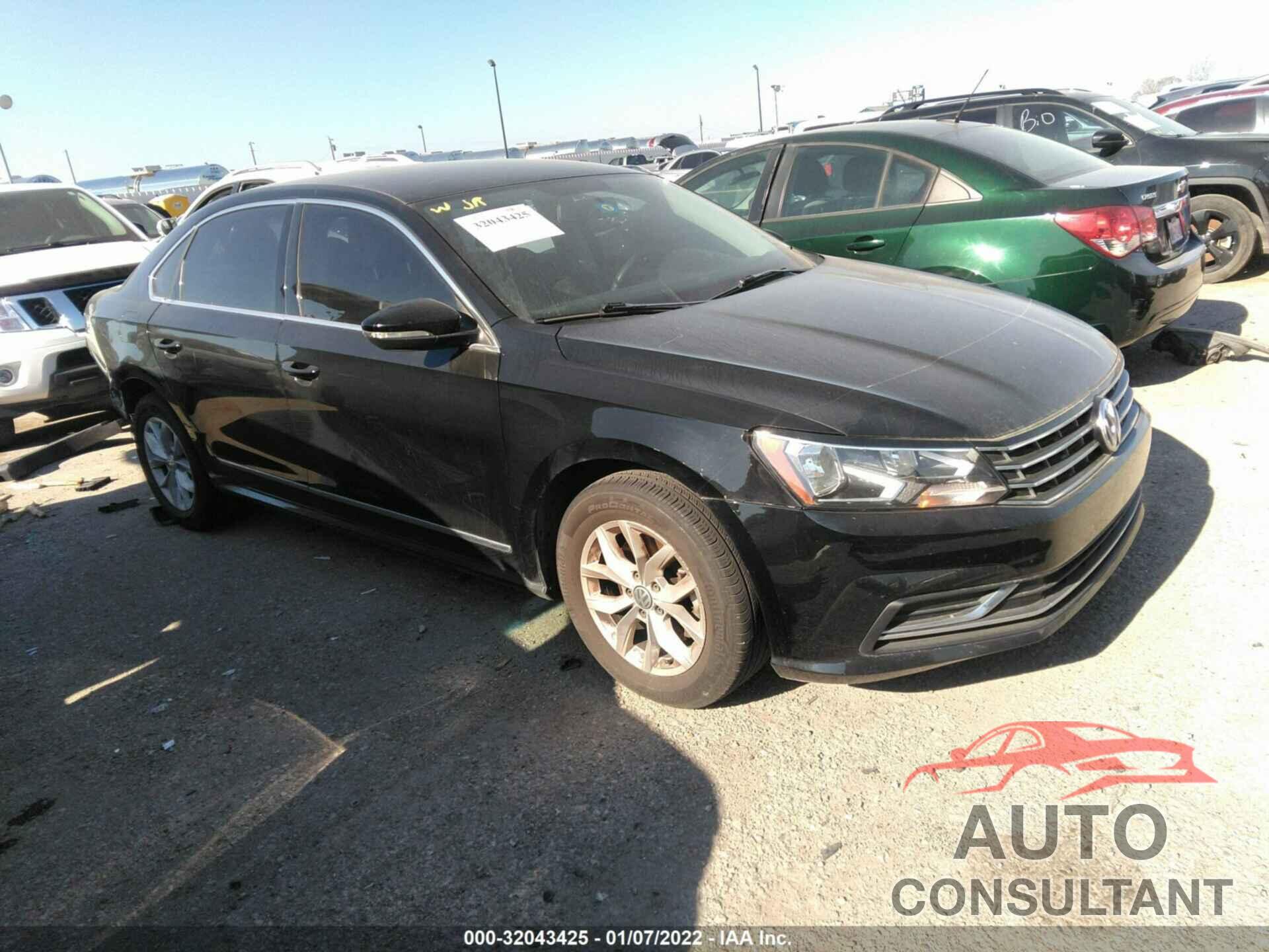 VOLKSWAGEN PASSAT 2016 - 1VWAS7A34GC013081