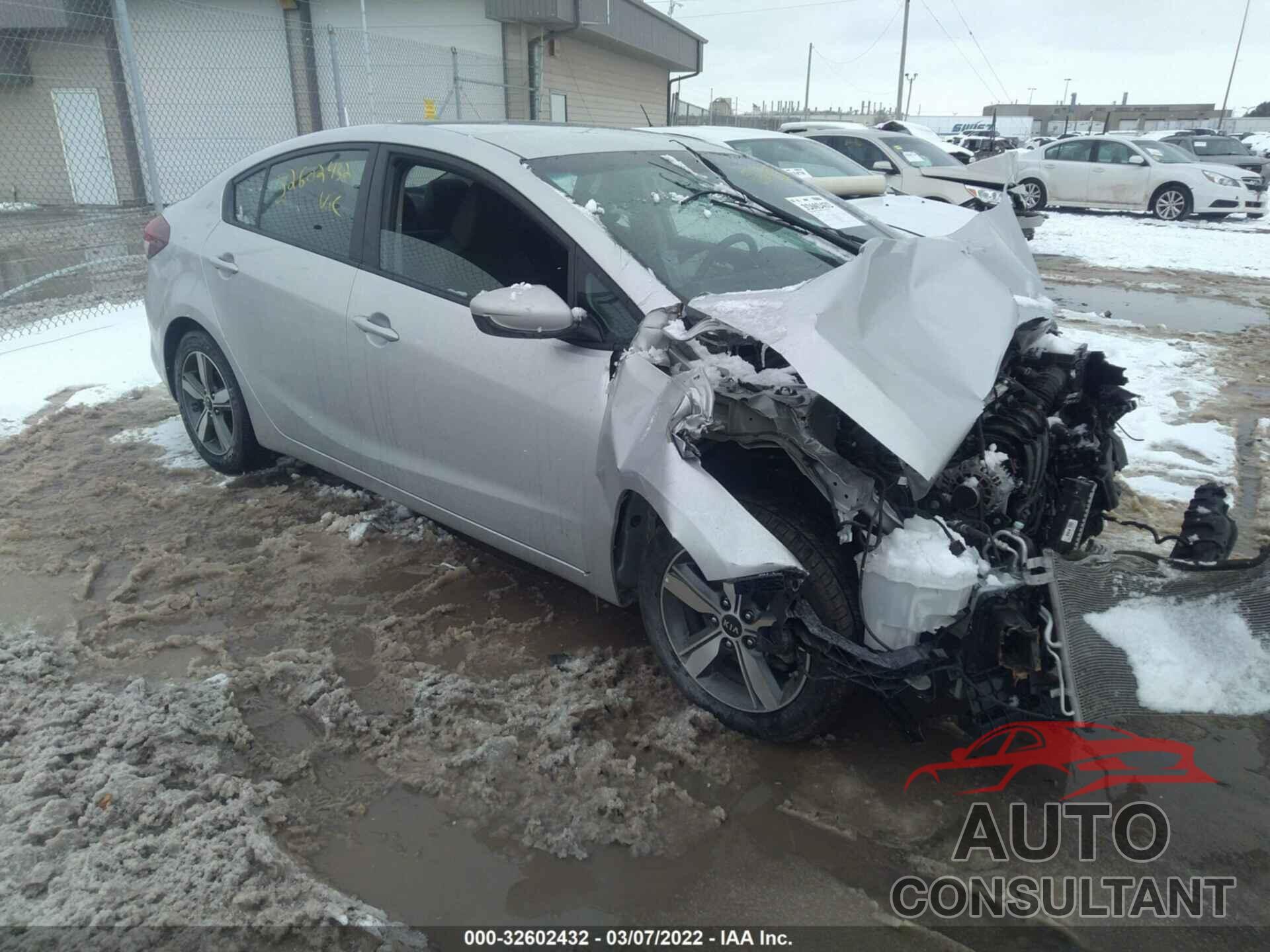 KIA FORTE 2018 - 3KPFL4A77JE243480