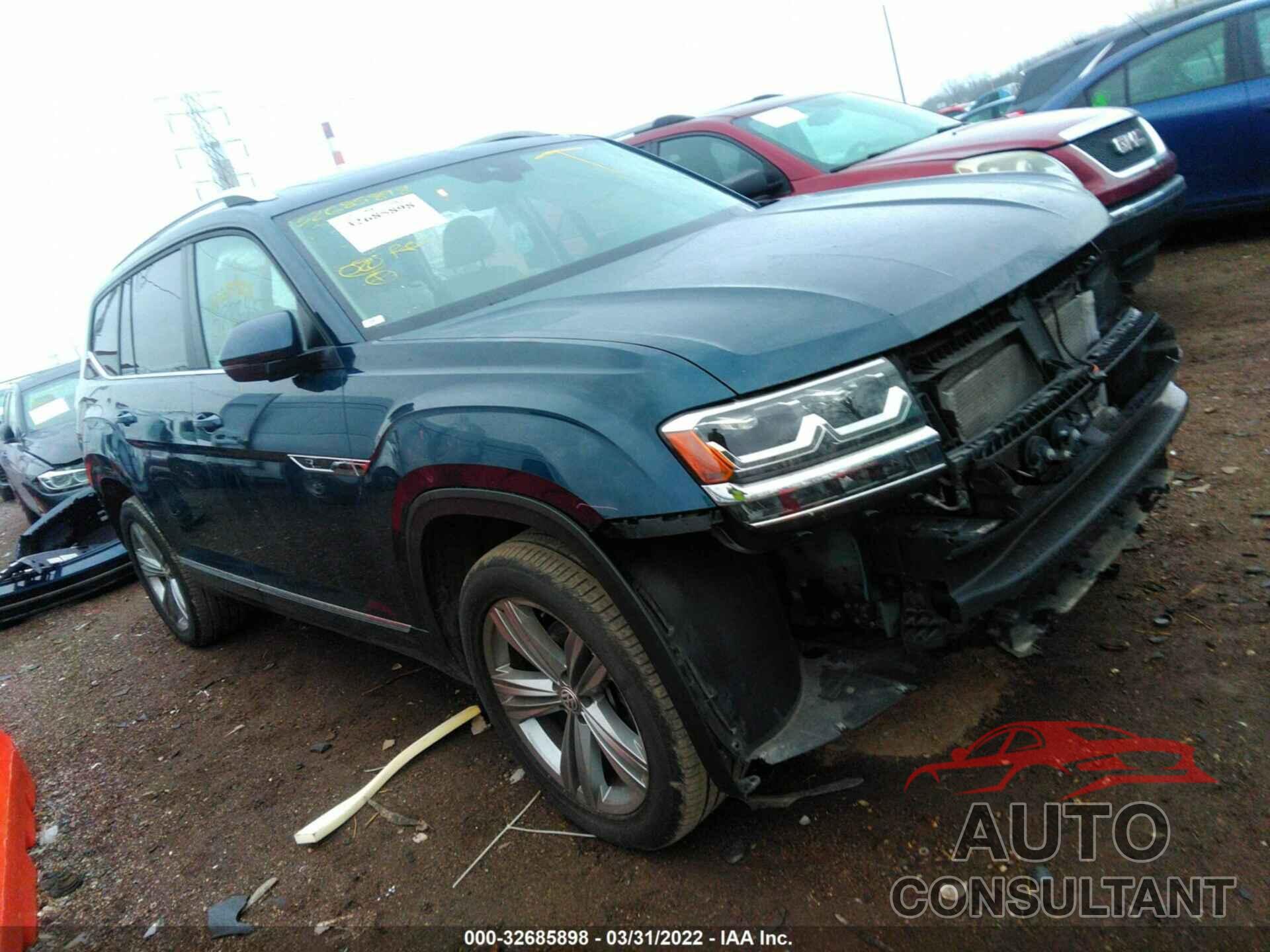 VOLKSWAGEN ATLAS 2018 - 1V2RR2CA5JC588845