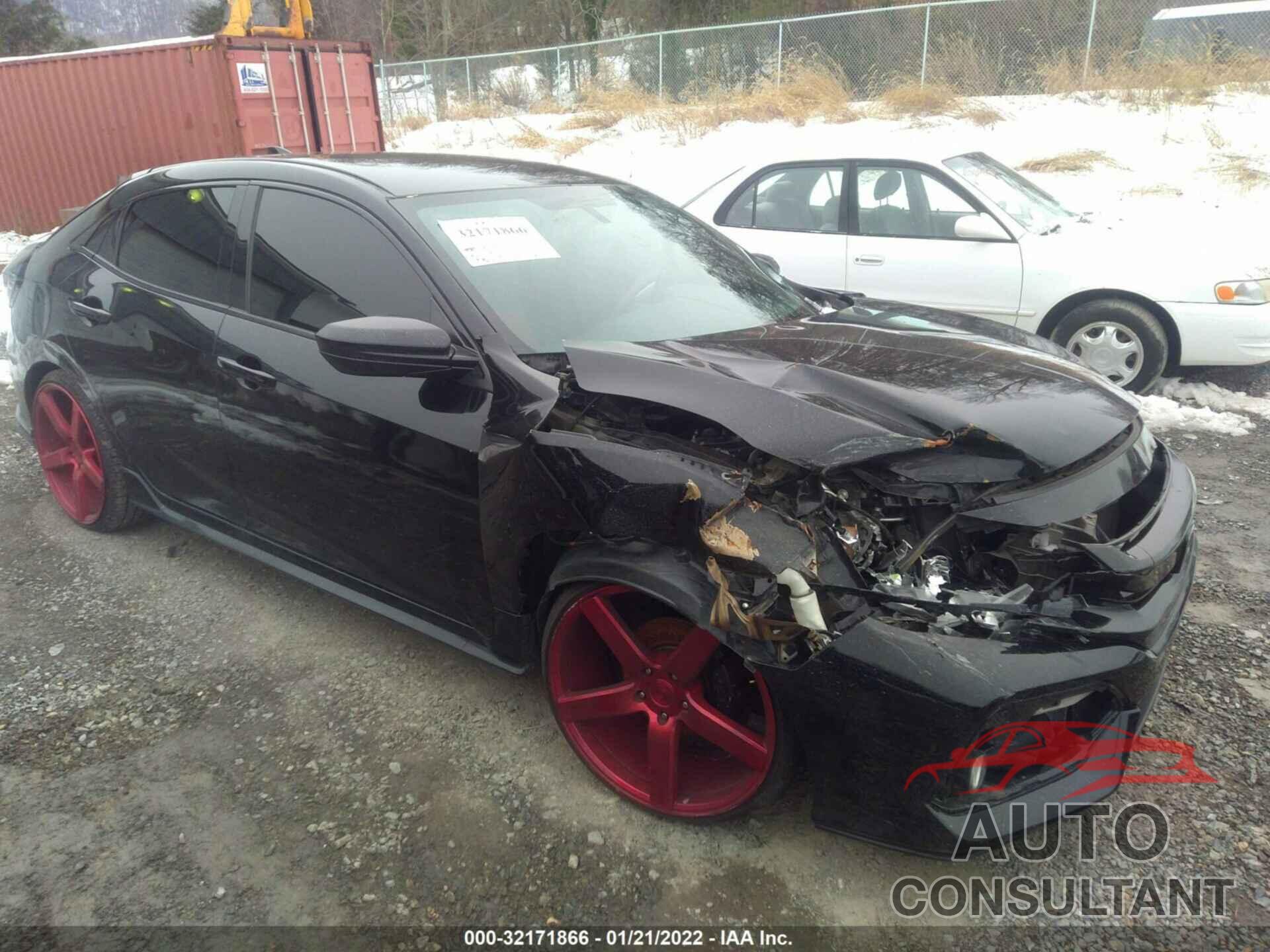 HONDA CIVIC HATCHBACK 2018 - SHHFK7H44JU217461
